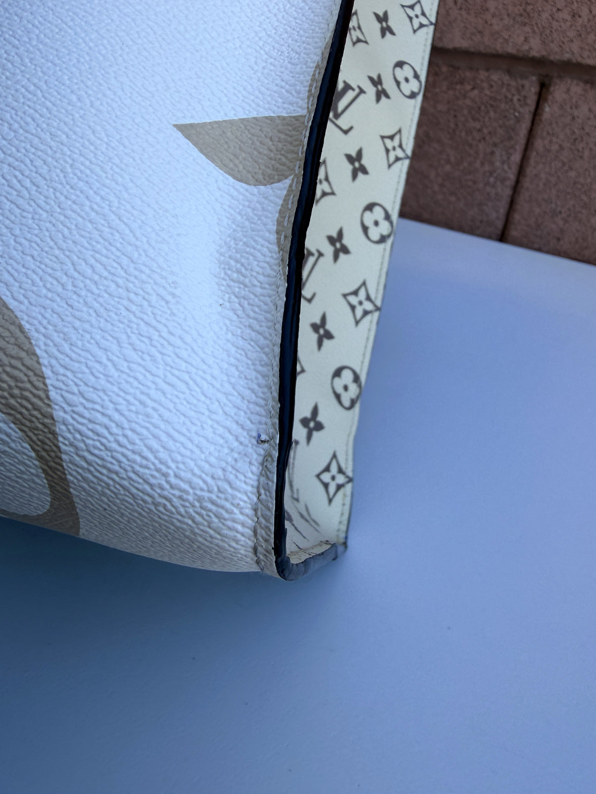 Louis Vuitton OnTheGo GM Giant Monogram Khaki 3507