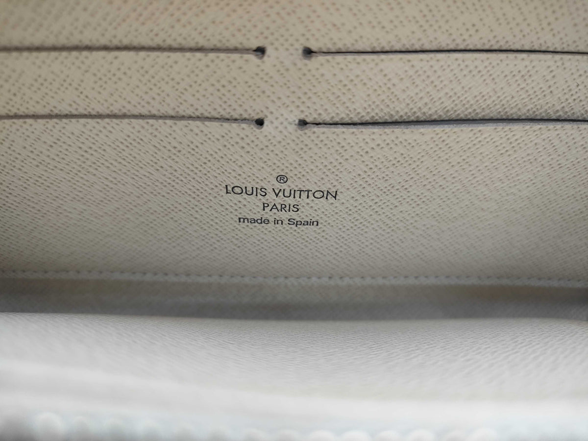 Louis Vuitton Zippy Wallet Damier Azur 3399