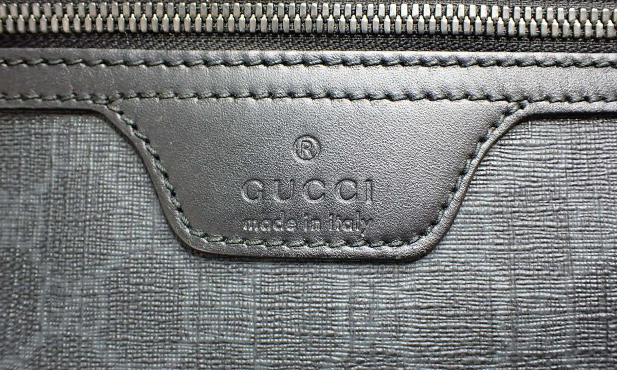 Gucci Front Zip Messenger Black GG 2692