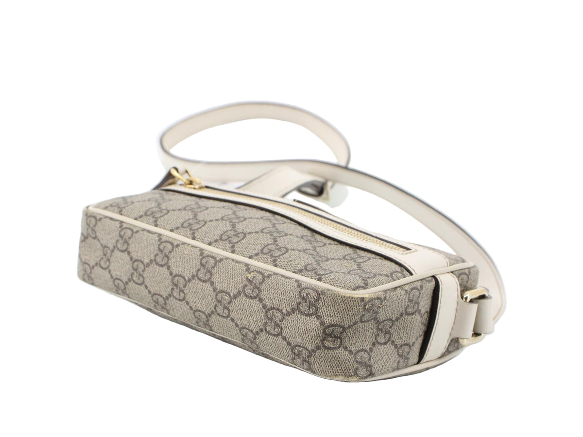 Gucci GG Supreme Front Zip Crossbody White 2937