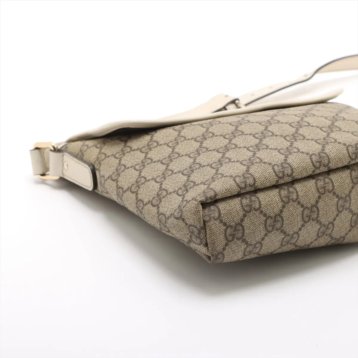 Gucci Front Pocket Shoulder Bag GG Supreme White 3464