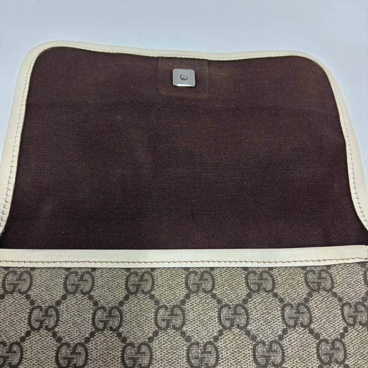Gucci Front Pocket Shoulder Bag GG Supreme White 3464