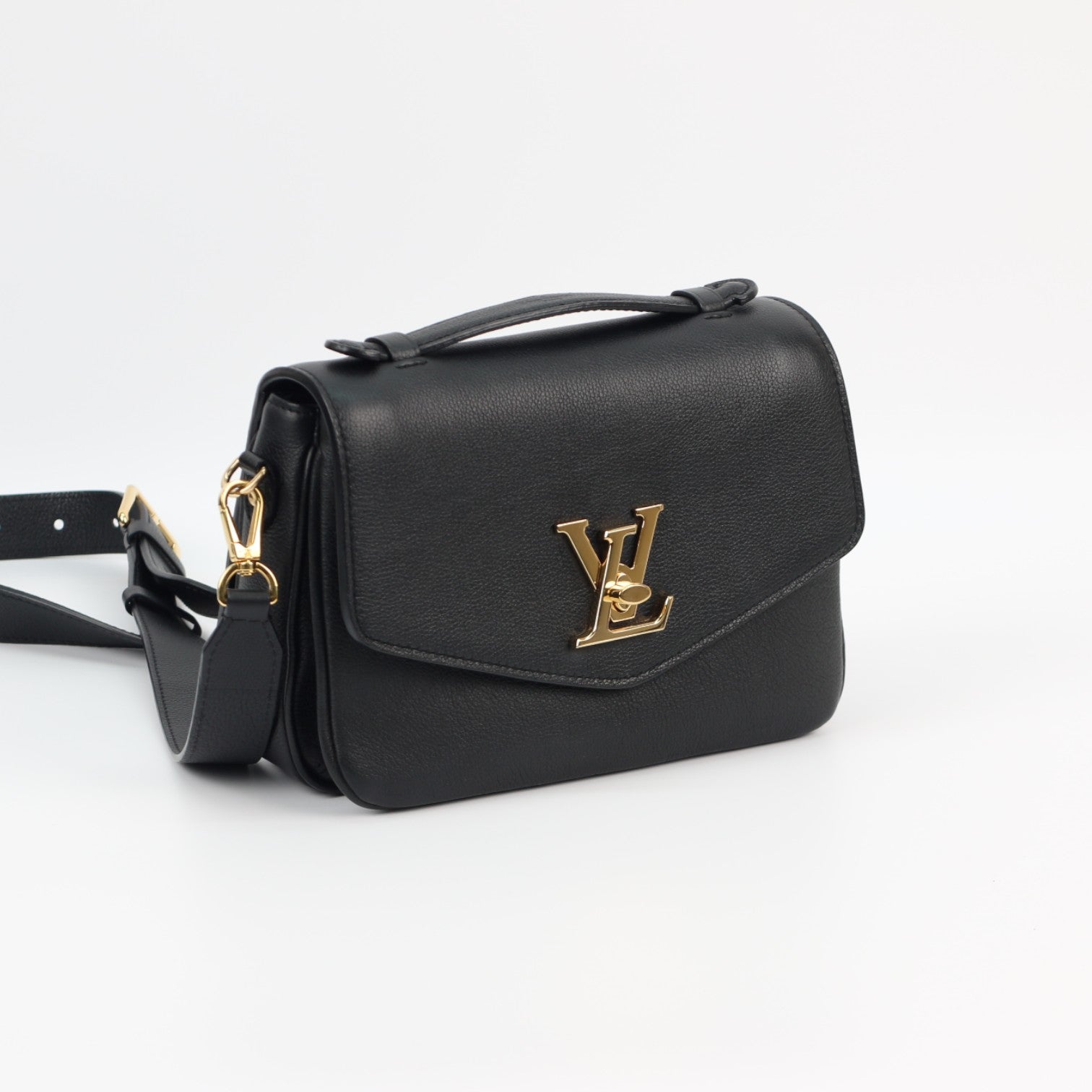 Louis Vuitton Oxford Lockme Black Leather 3014