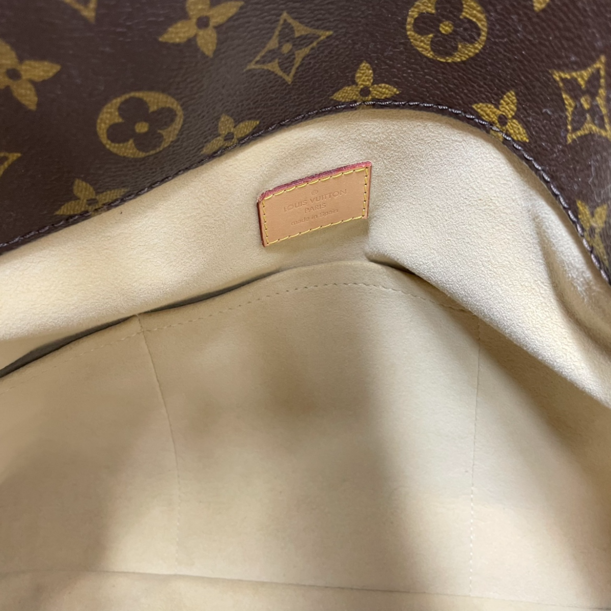 Louis Vuitton Artsy MM Monogram 3020