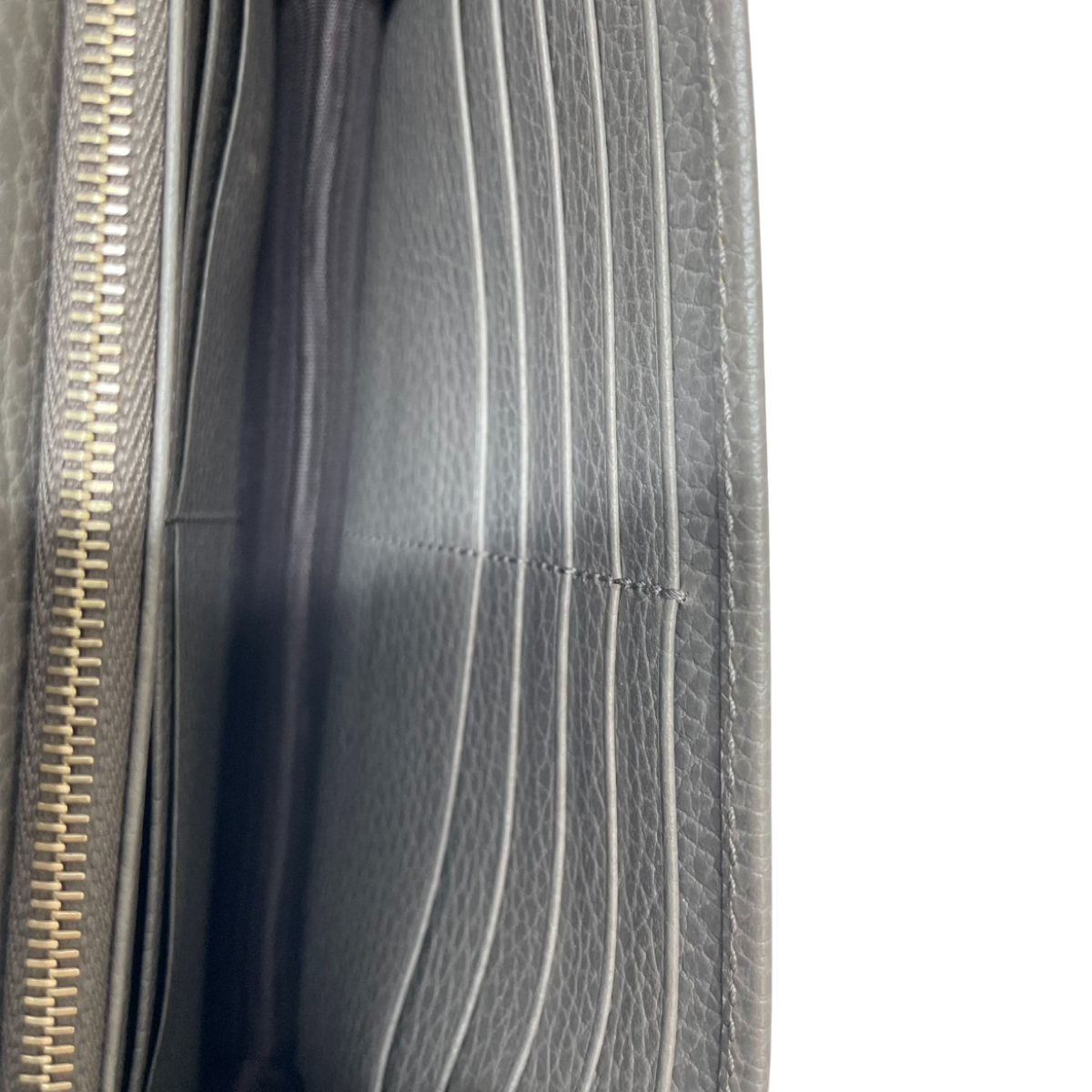 Gucci Interlocking GG Crossbody Grey 3022