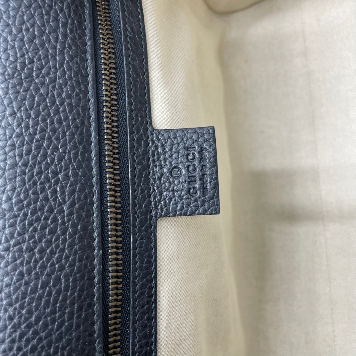 Gucci Marmont Top Handle Crossbody Black 3150
