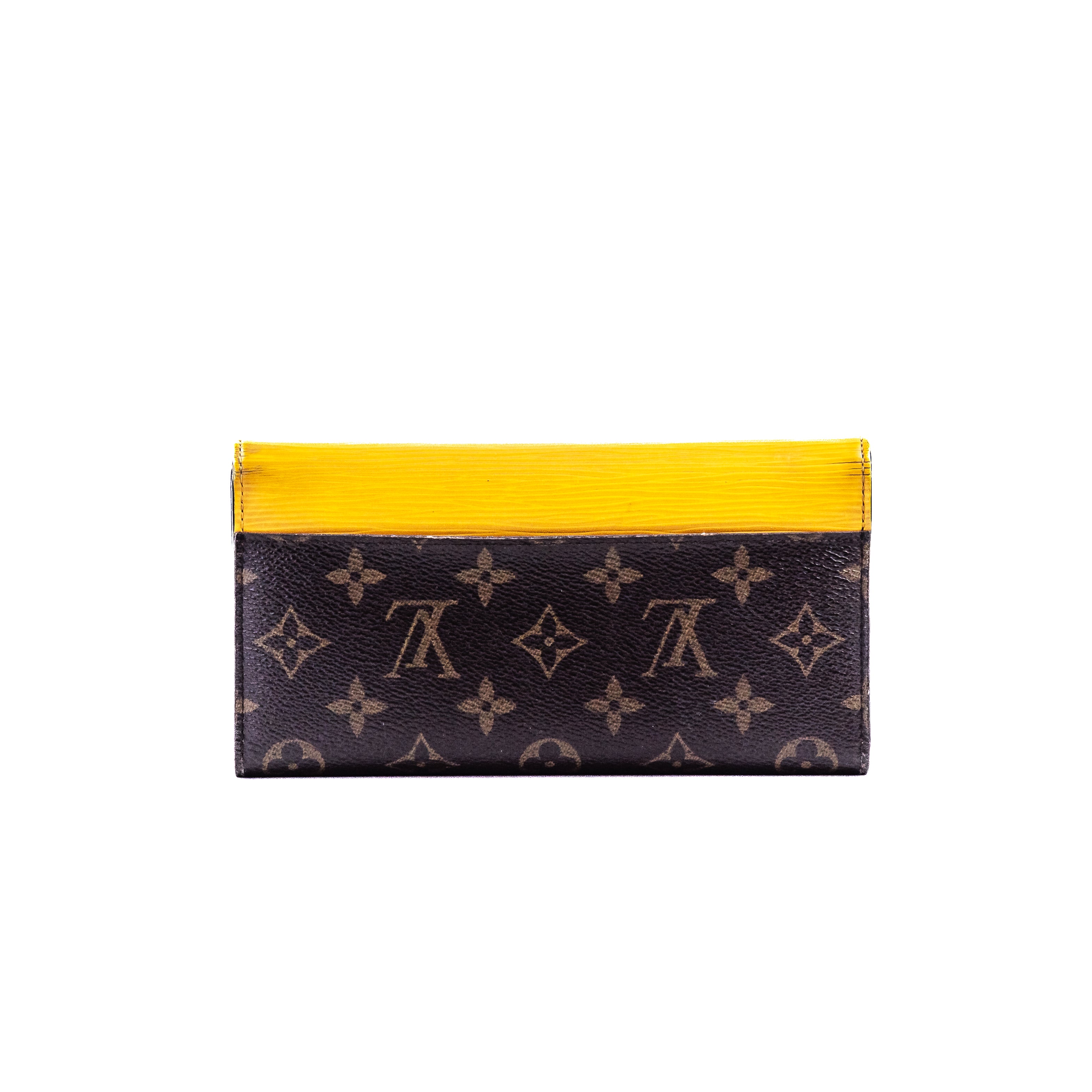Louis Vuitton Marie-Lou Sarah Wallet
