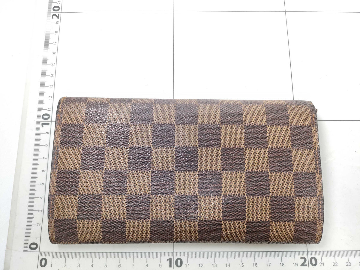 Louis Vuitton International Wallet Damier Ebene 3134