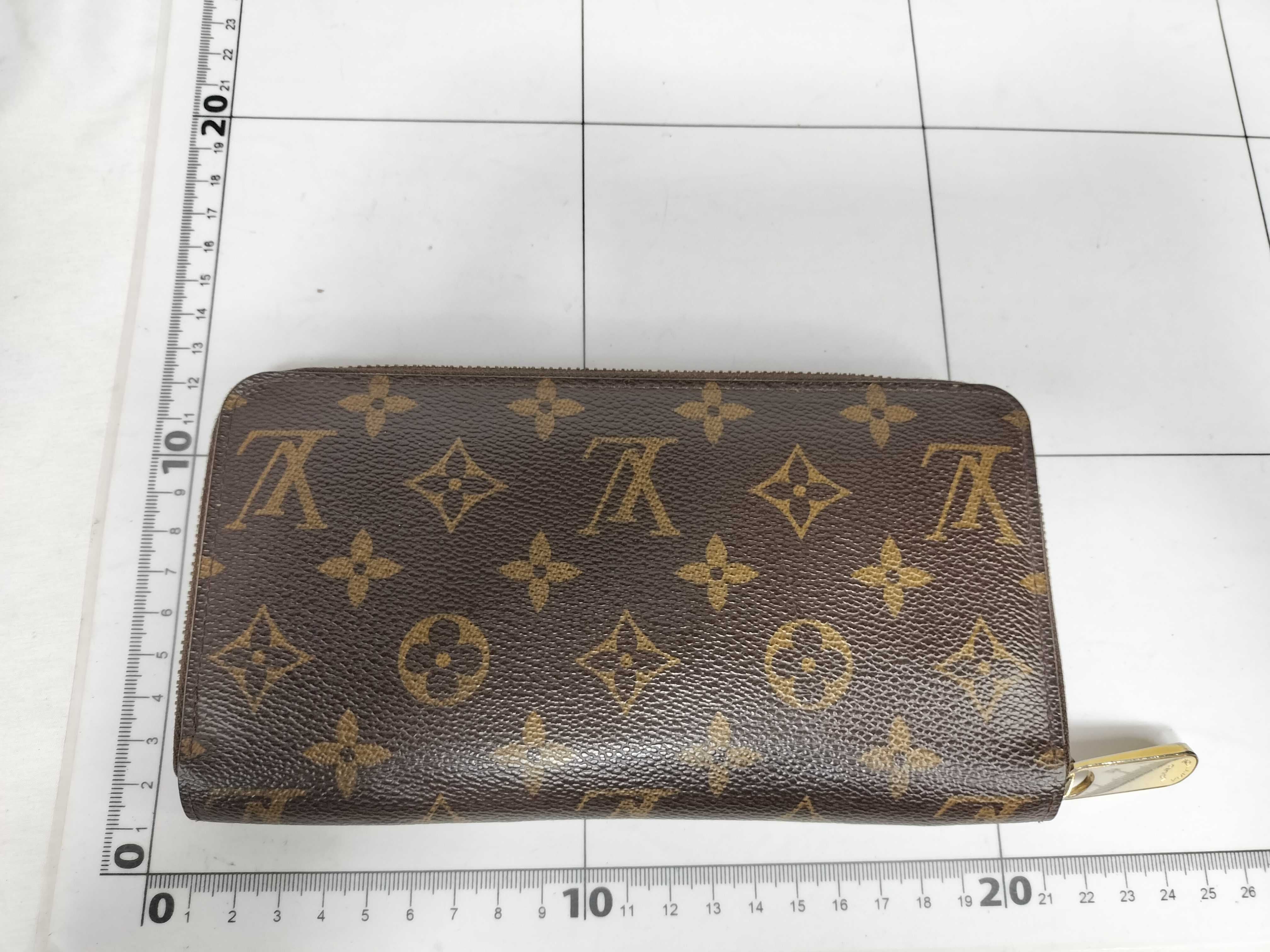 Louis Vuitton Zippy Wallet Monogram 3212