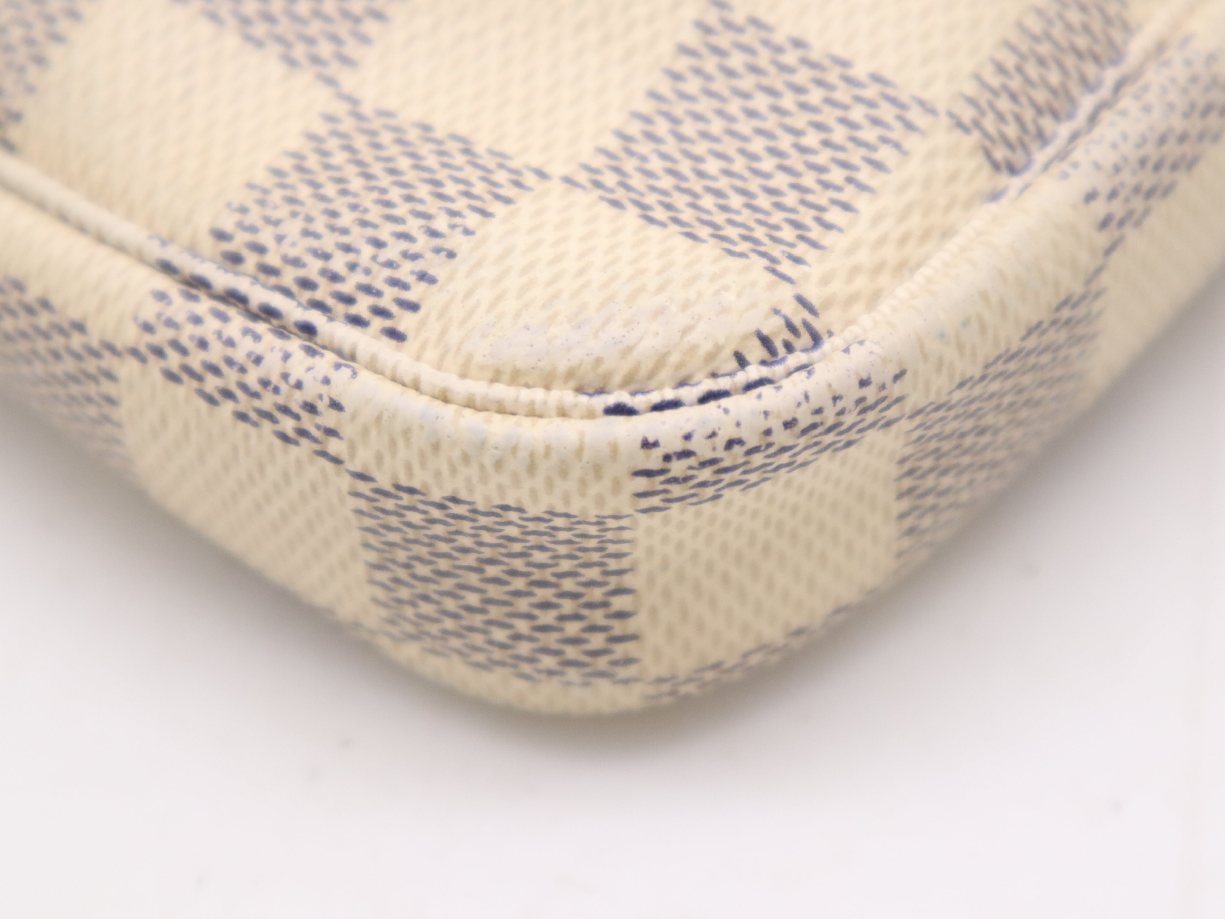 Louis Vuitton Mini Pochette Accessories Damier Azur 3282