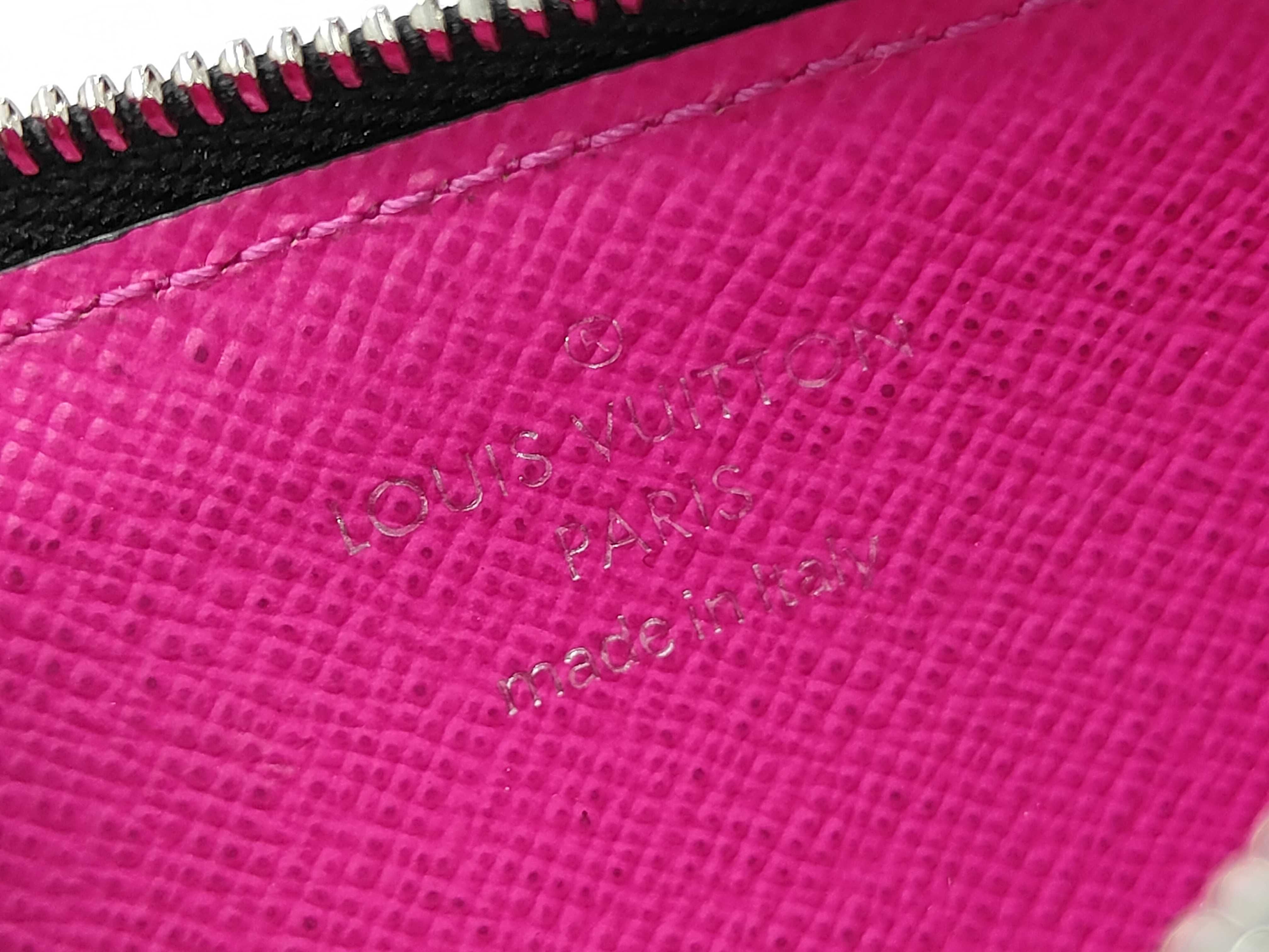 Louis Vuitton Louis Vuitton Coin Card Holder Pink Taigarama 3284