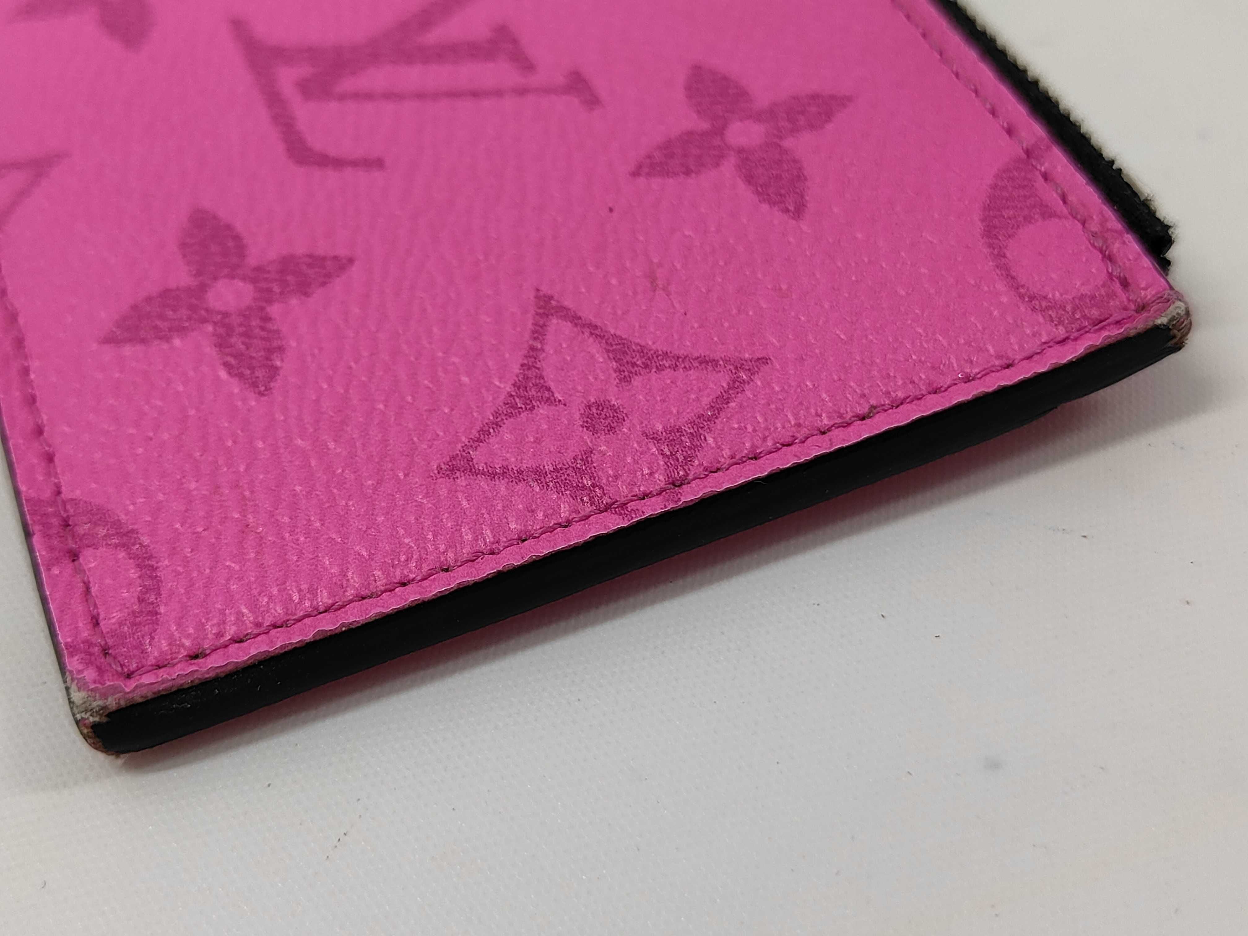 Louis Vuitton Louis Vuitton Coin Card Holder Pink Taigarama 3284