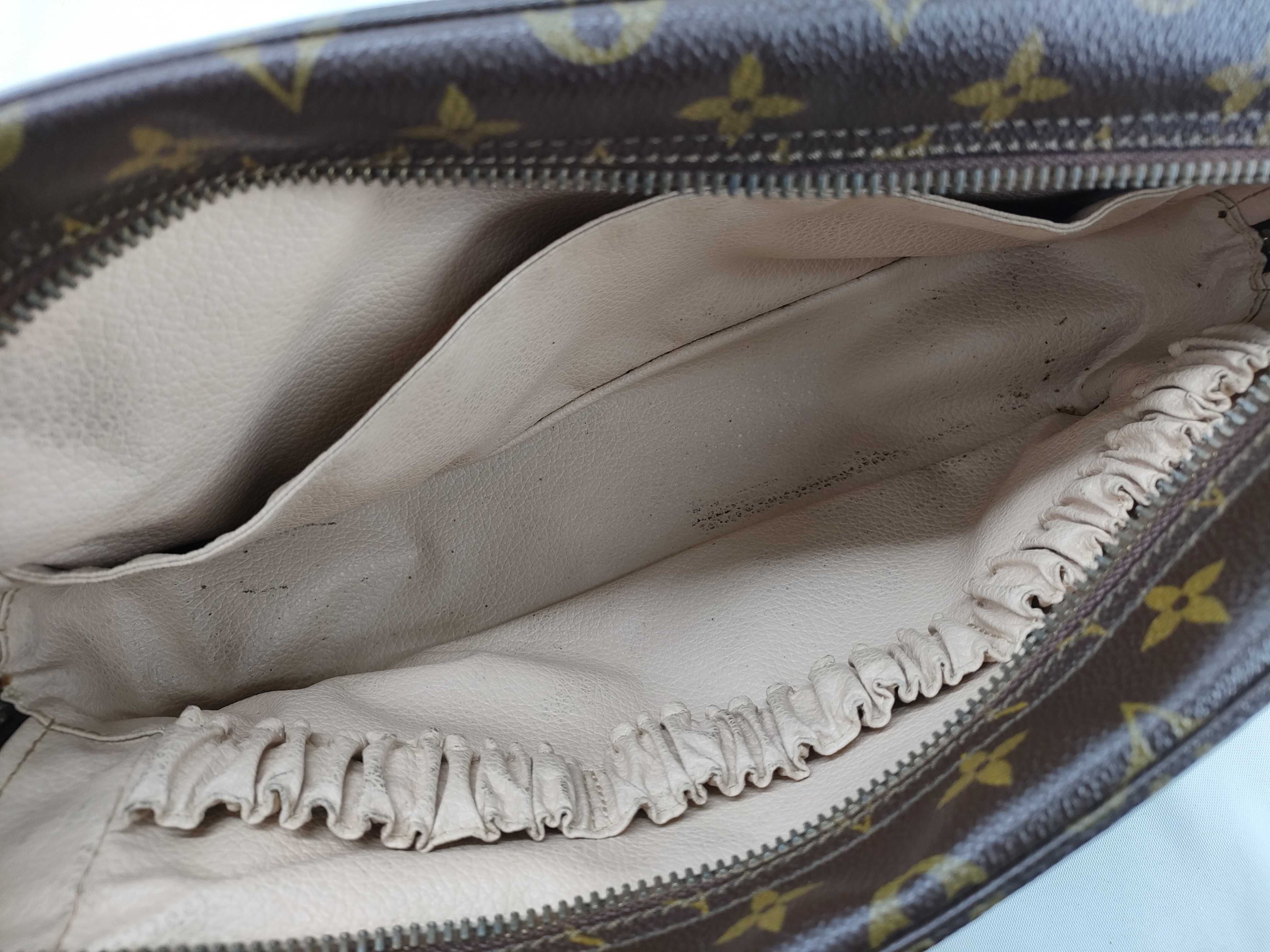 Louis Vuitton Trousse 28 Toiletry Monogram 3296
