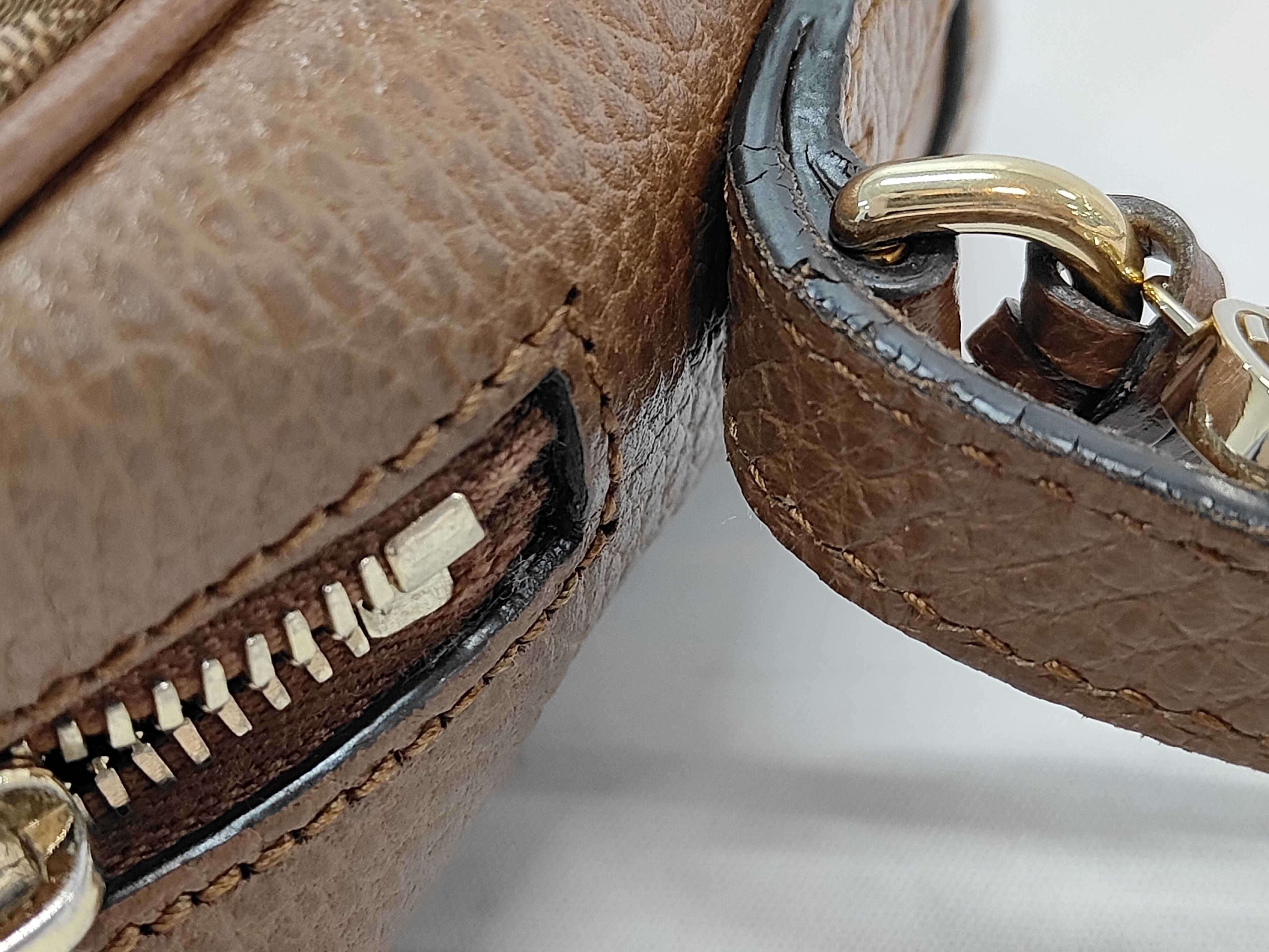 Gucci Bree Crossbody GG Canvas 3309