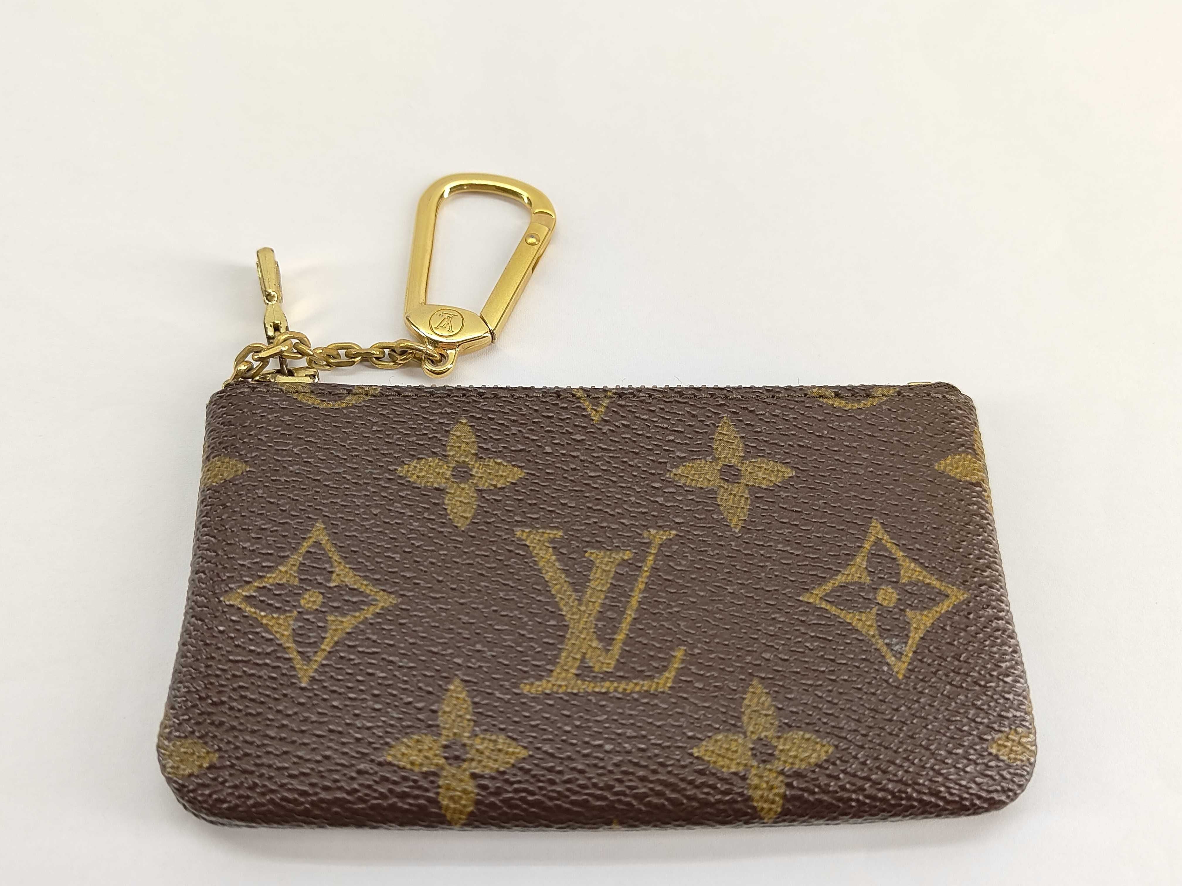 Louis Vuitton Pochette Cles Monogram 3307