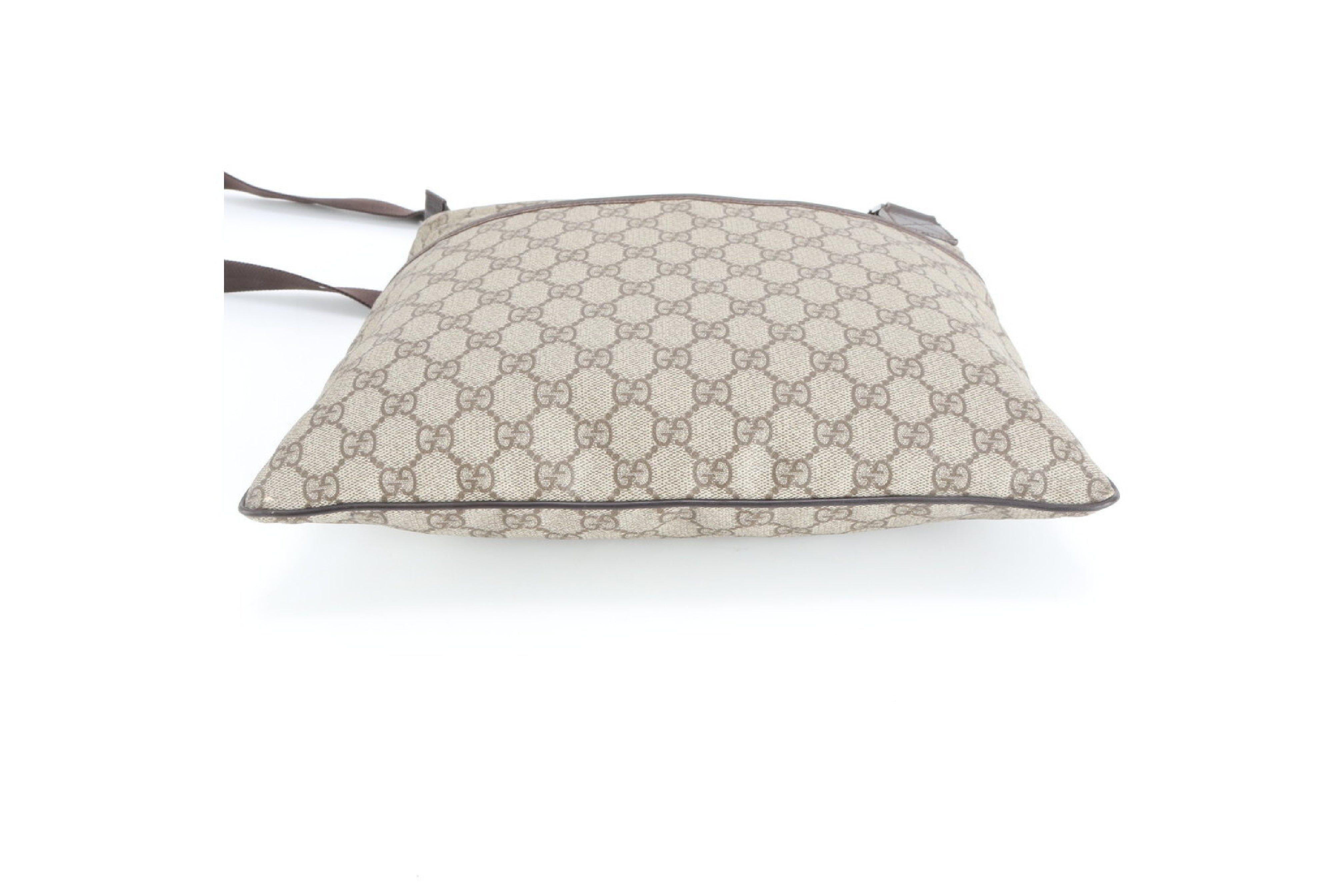 Gucci Messenger Bag GG Supreme 3396