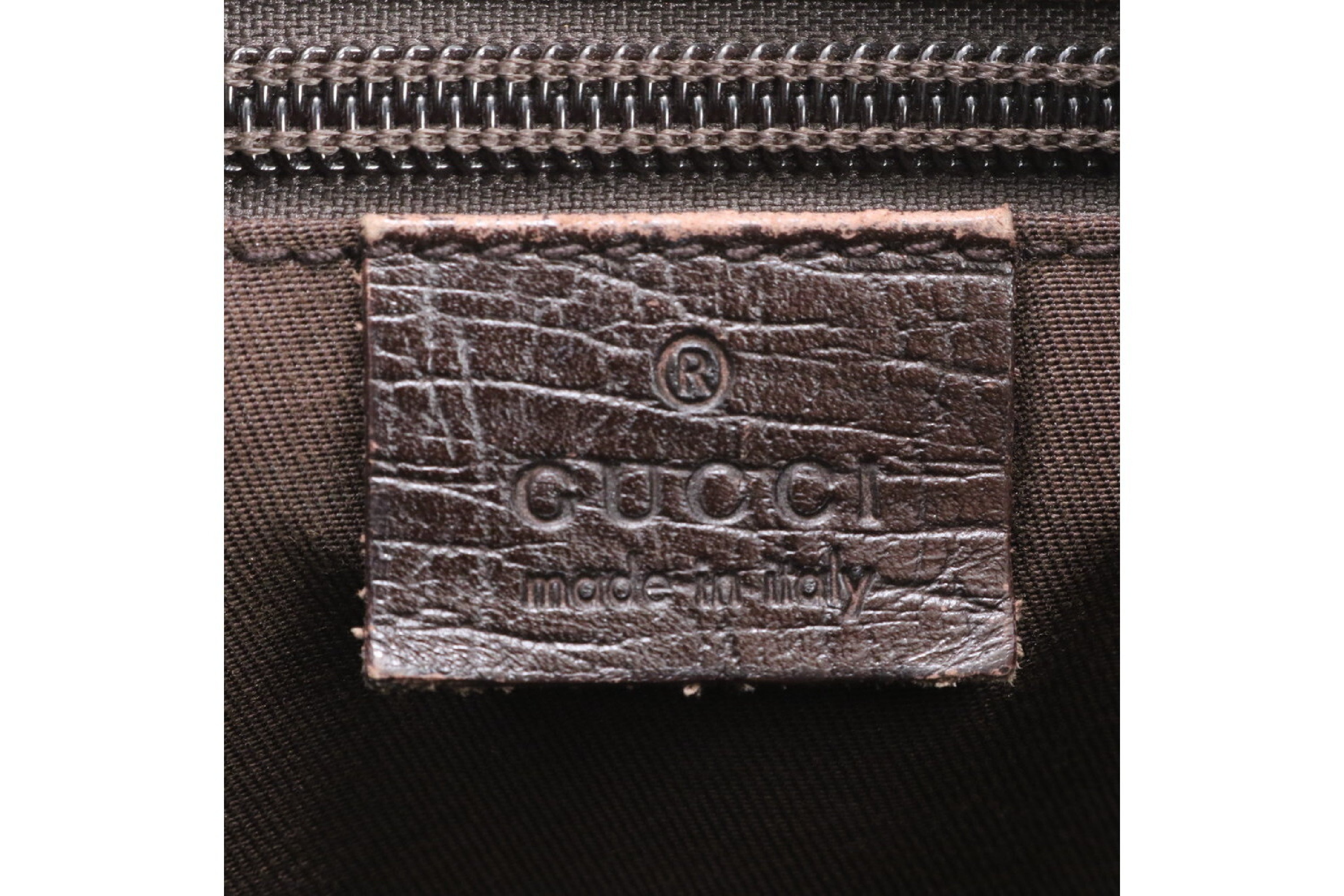 Gucci Messenger Bag GG Supreme 3396