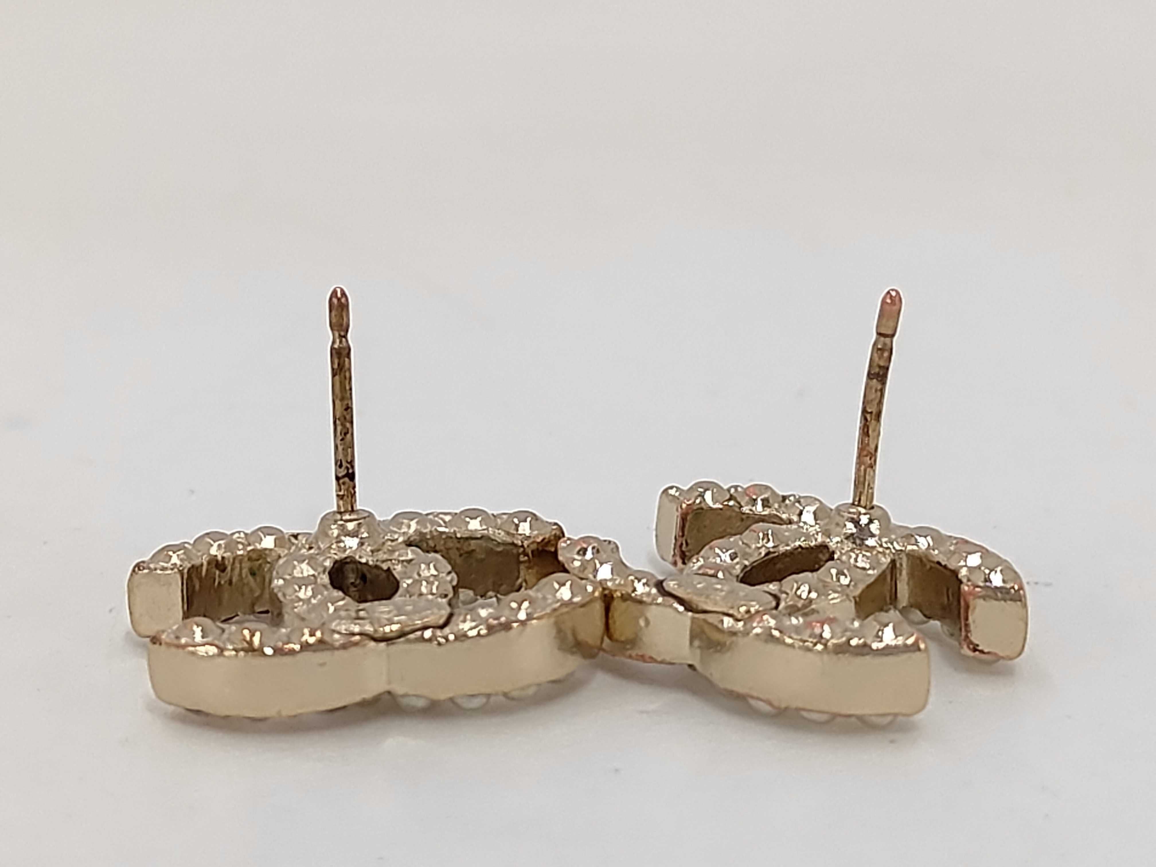 Chanel CC Pearl Pink Stone A12P Post Stud Earrings Gold 3391