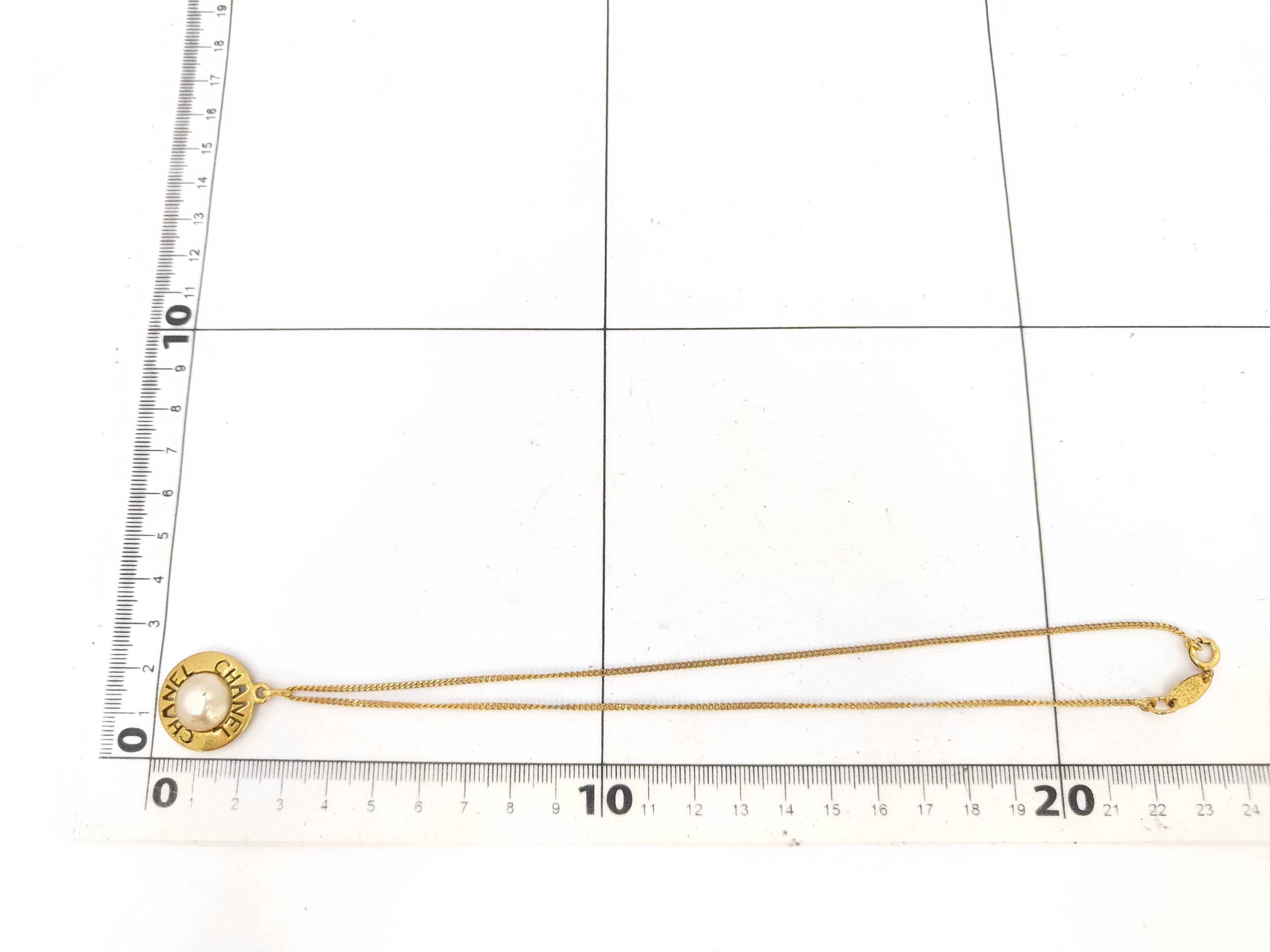 Chanel Logo Pearl Circle Necklace Gold 3414