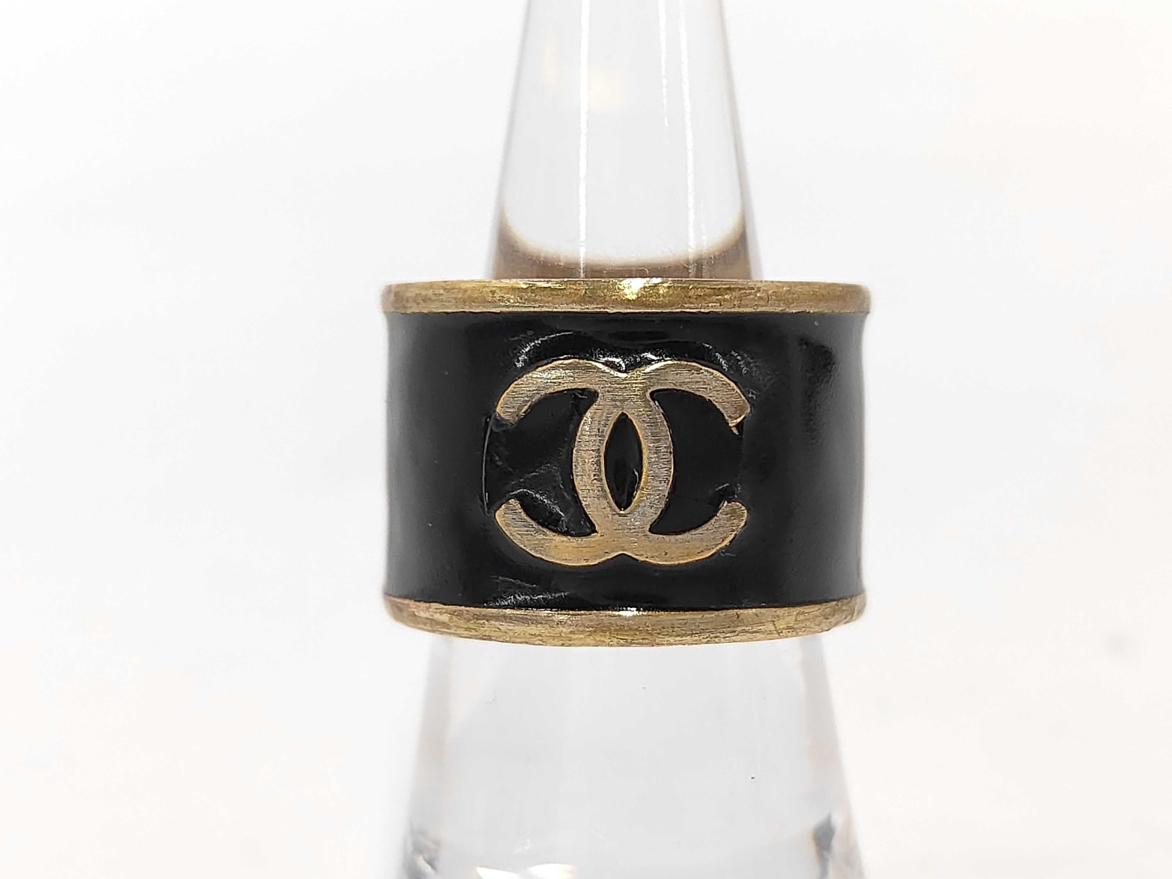 Chanel CC Ring Black Enamel Gold 02P 3415