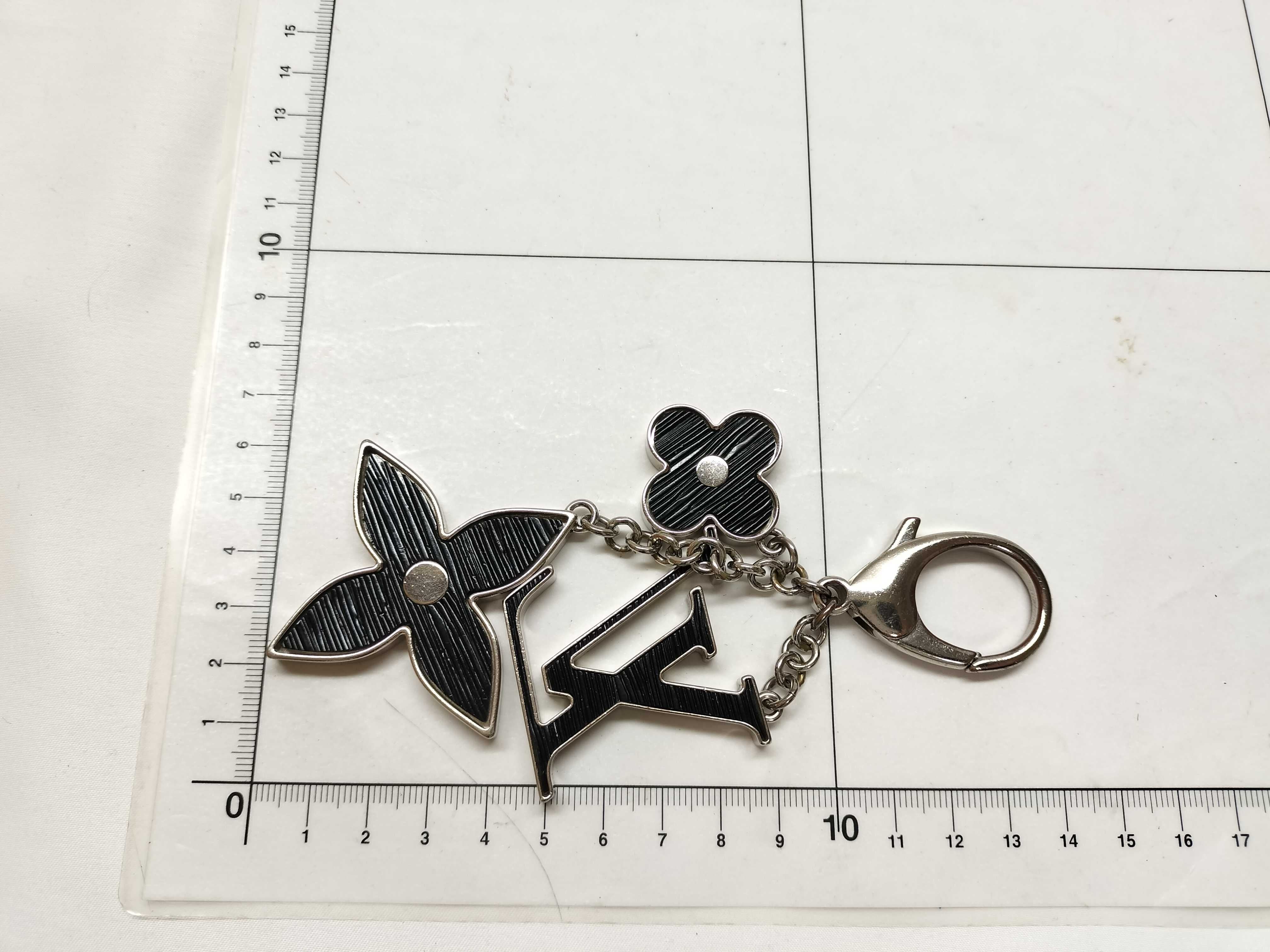 Louis Vuitton Bijousac Fleur de Epi Charm Keyring 3121
