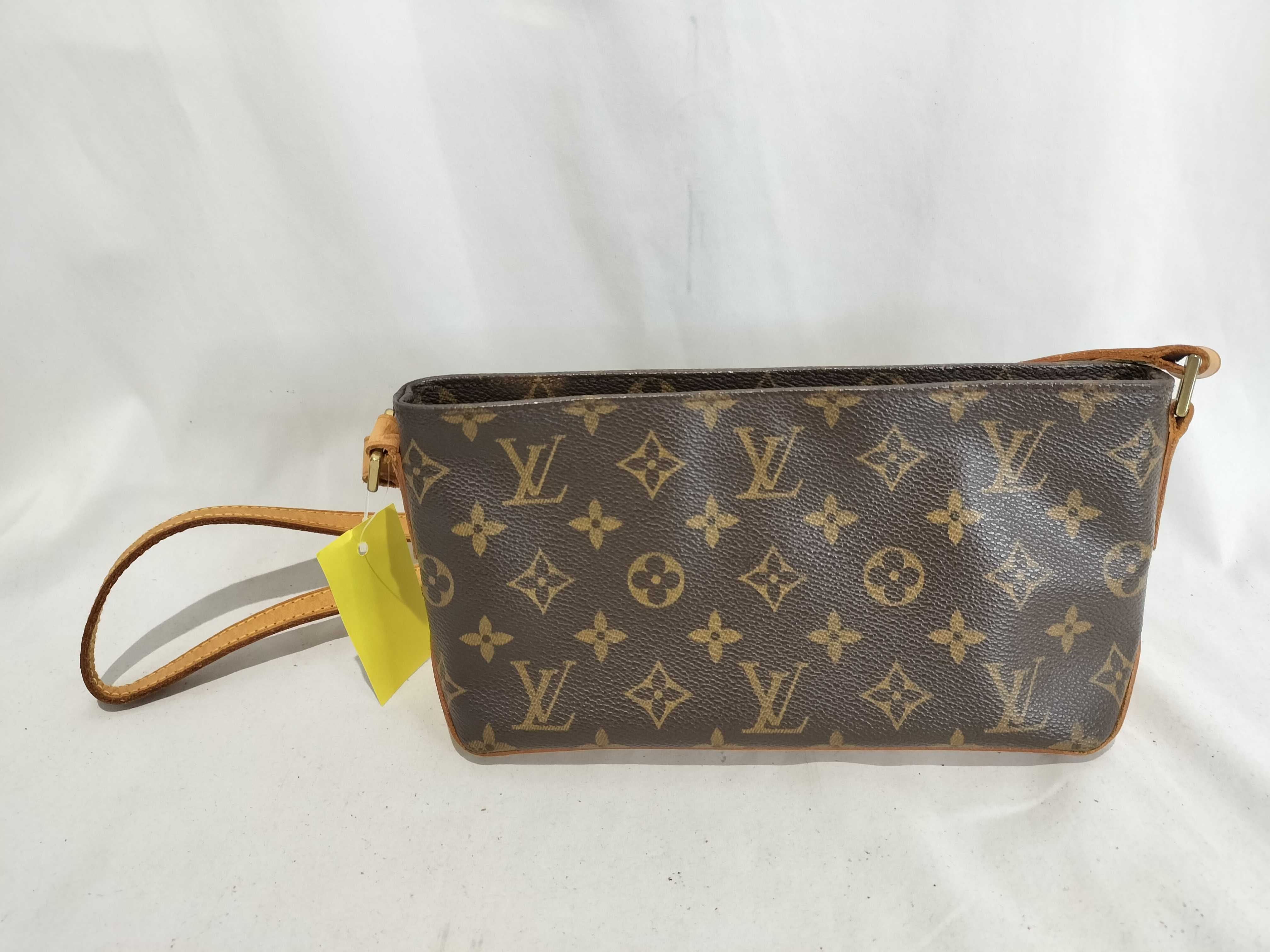 Louis Vuitton Trotteur Crossbody Monogram 3090