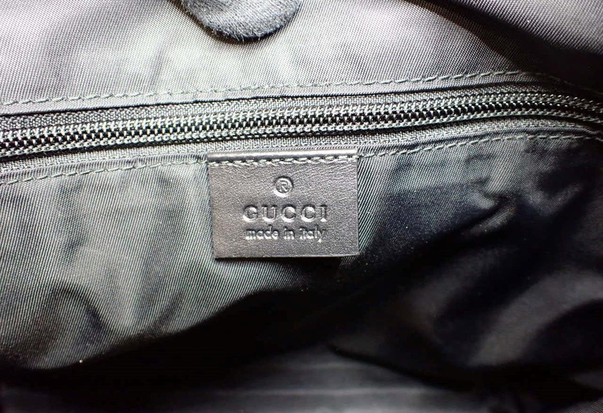 Gucci Front Zip Messenger Black GG 2644