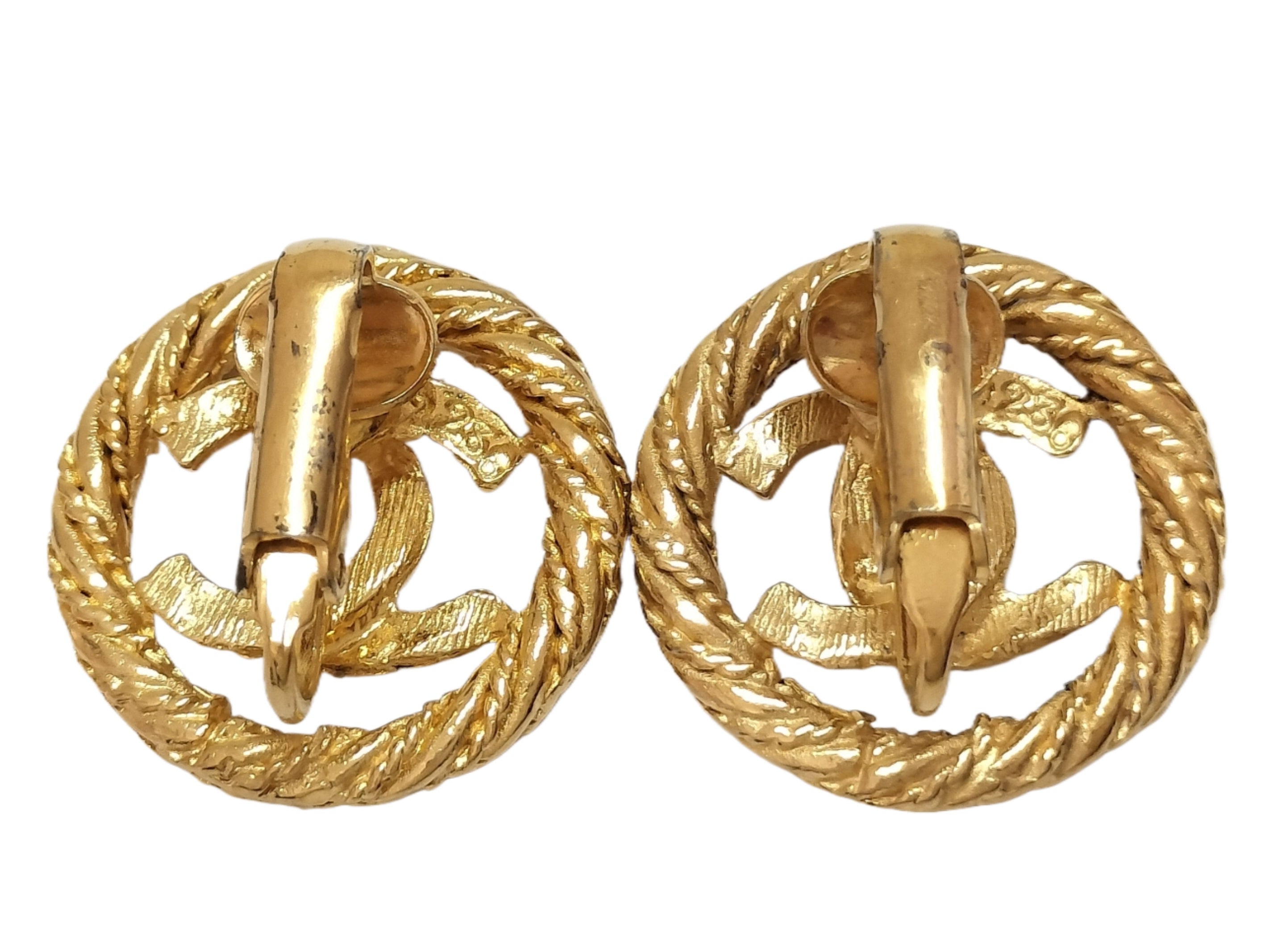 Chanel CC Woven Round Earrings 2657