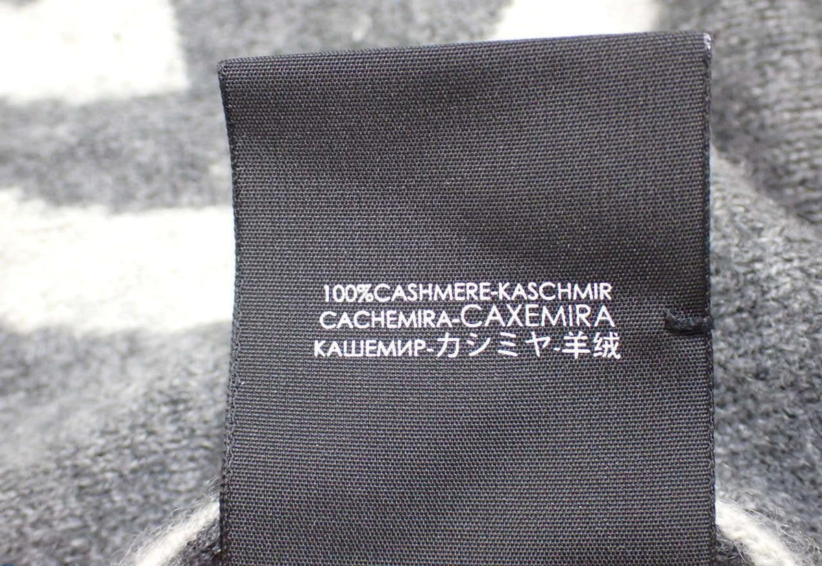 Gucci Muffler Scarf Grey Cashmere 2669