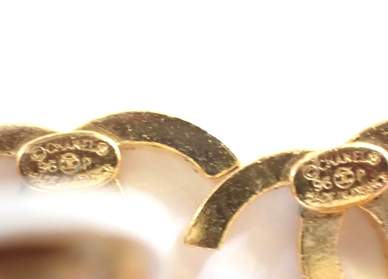 Chanel CC Pearl Drop Earrings Gold 2680