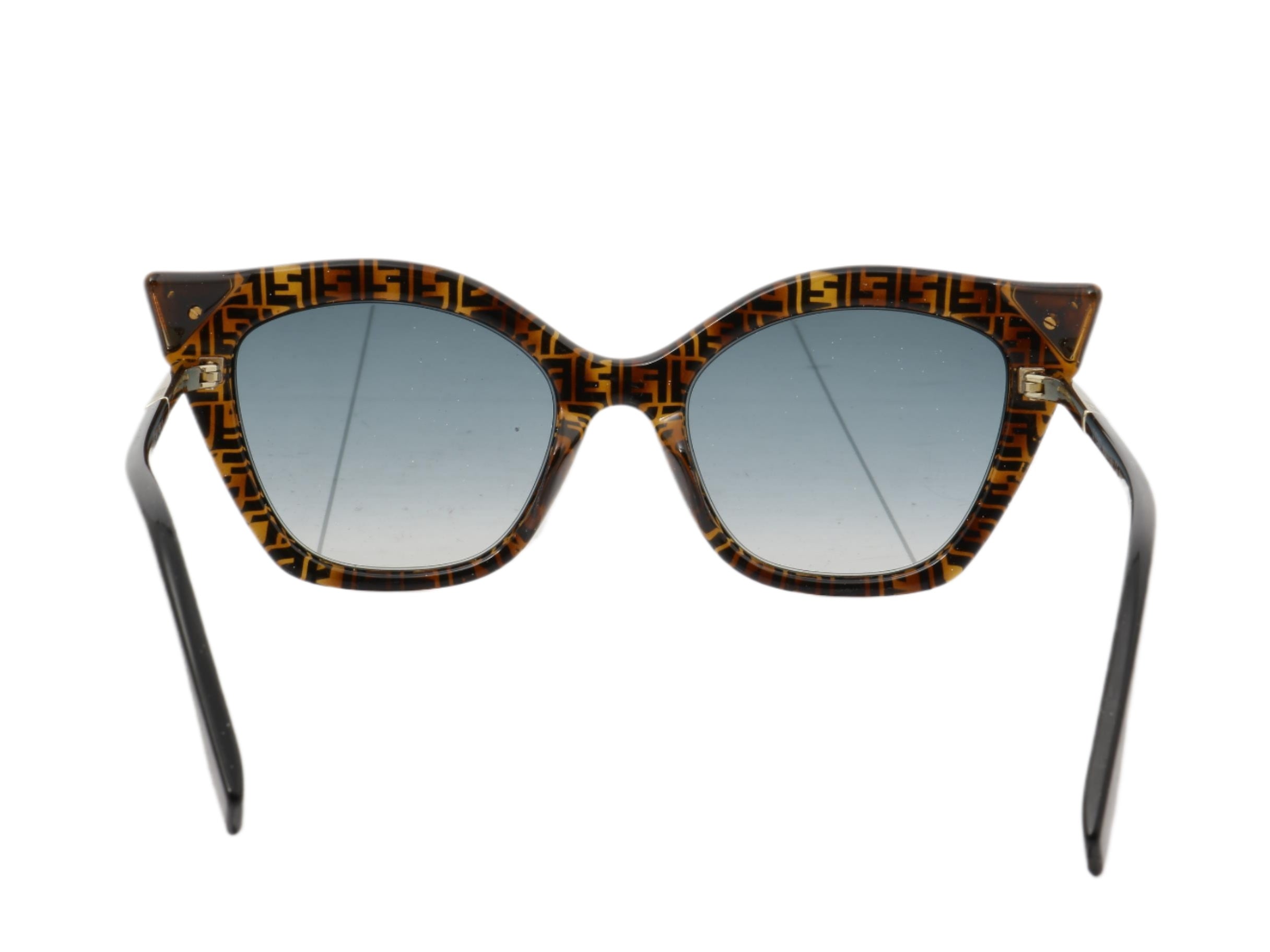 Fendi Iridia Cat-Eye Sunglasses 2683