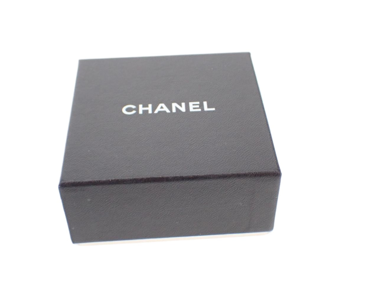 Chanel Pearl CC Dangle Earrings 2685