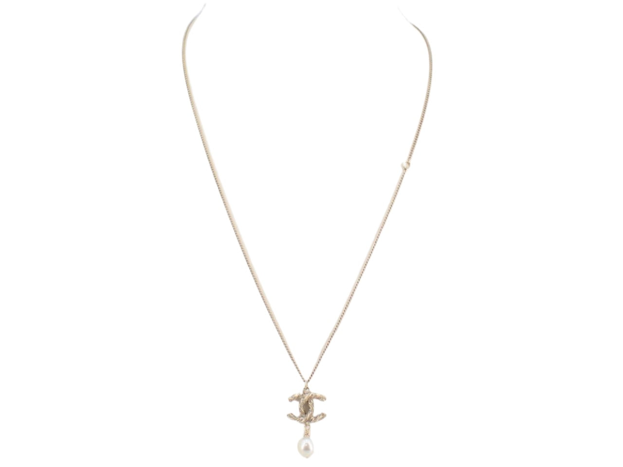 Chanel CC Pearl Drop Necklace 2697