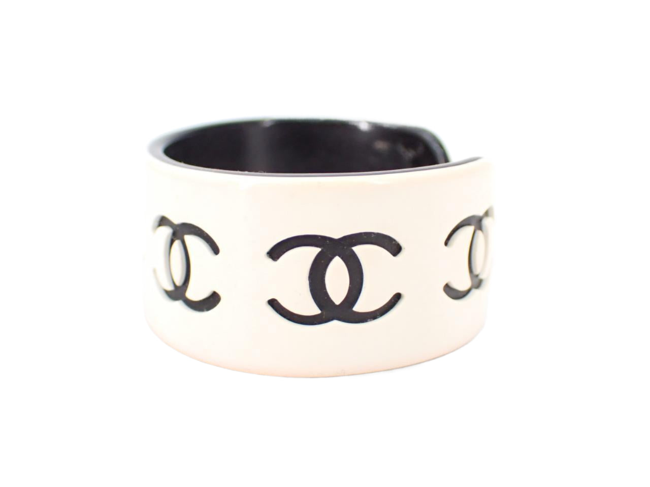 Chanel CC Logo Bangle White / Black 2733