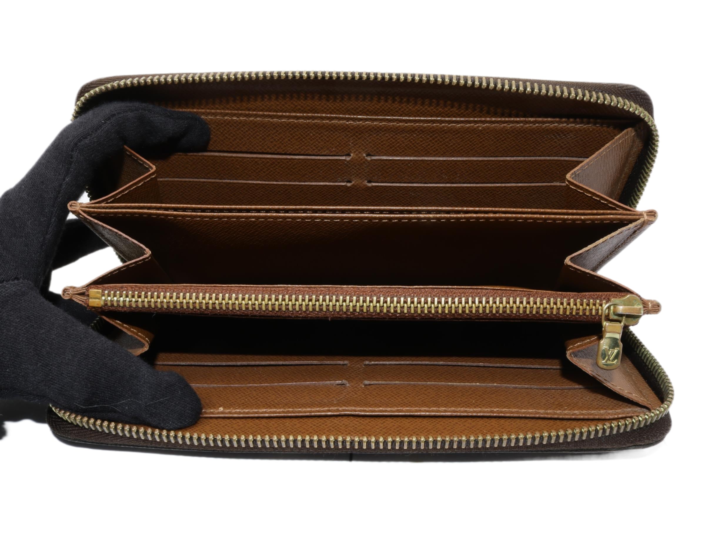 YSL Zippy Wallet 1984