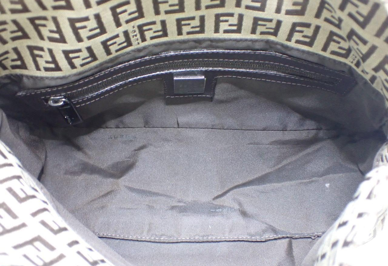 Fendi Zucchino Baguette Beige 2804