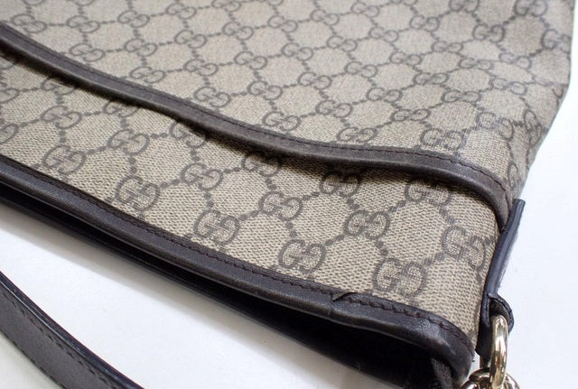 Gucci GG Supreme Messenger Bag 2850