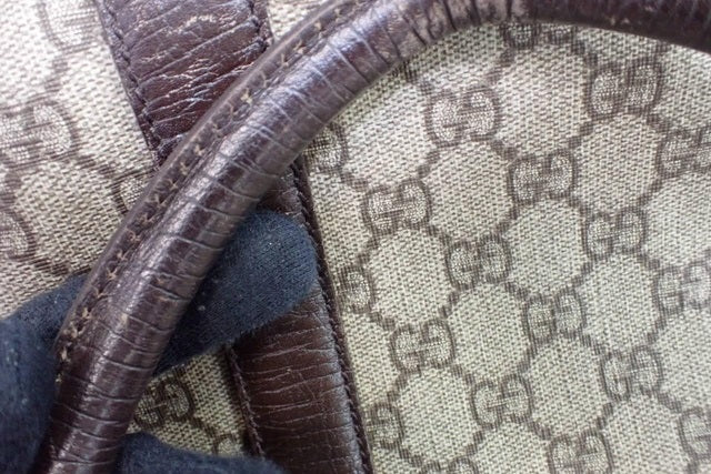 Gucci GG Supreme Shoulder Bag 2851