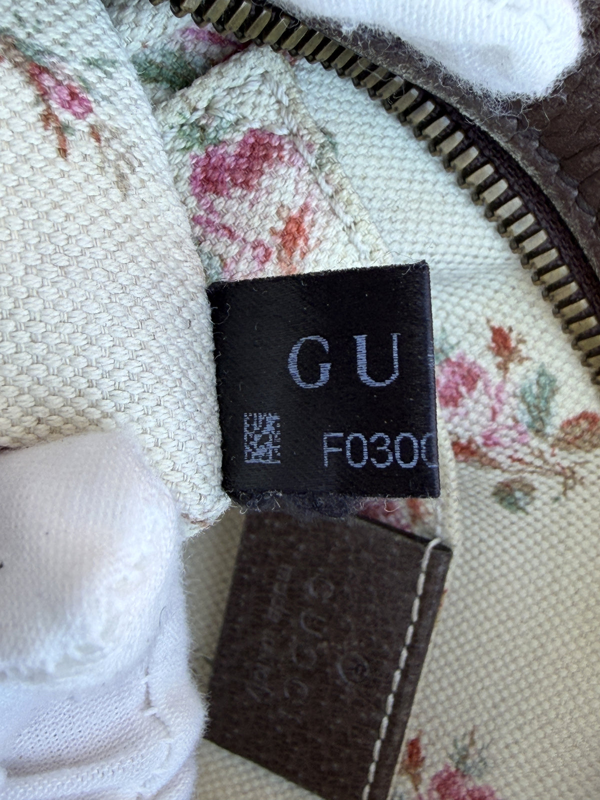 Gucci GG Supreme Neo Vintage Camera Crossbody 3513