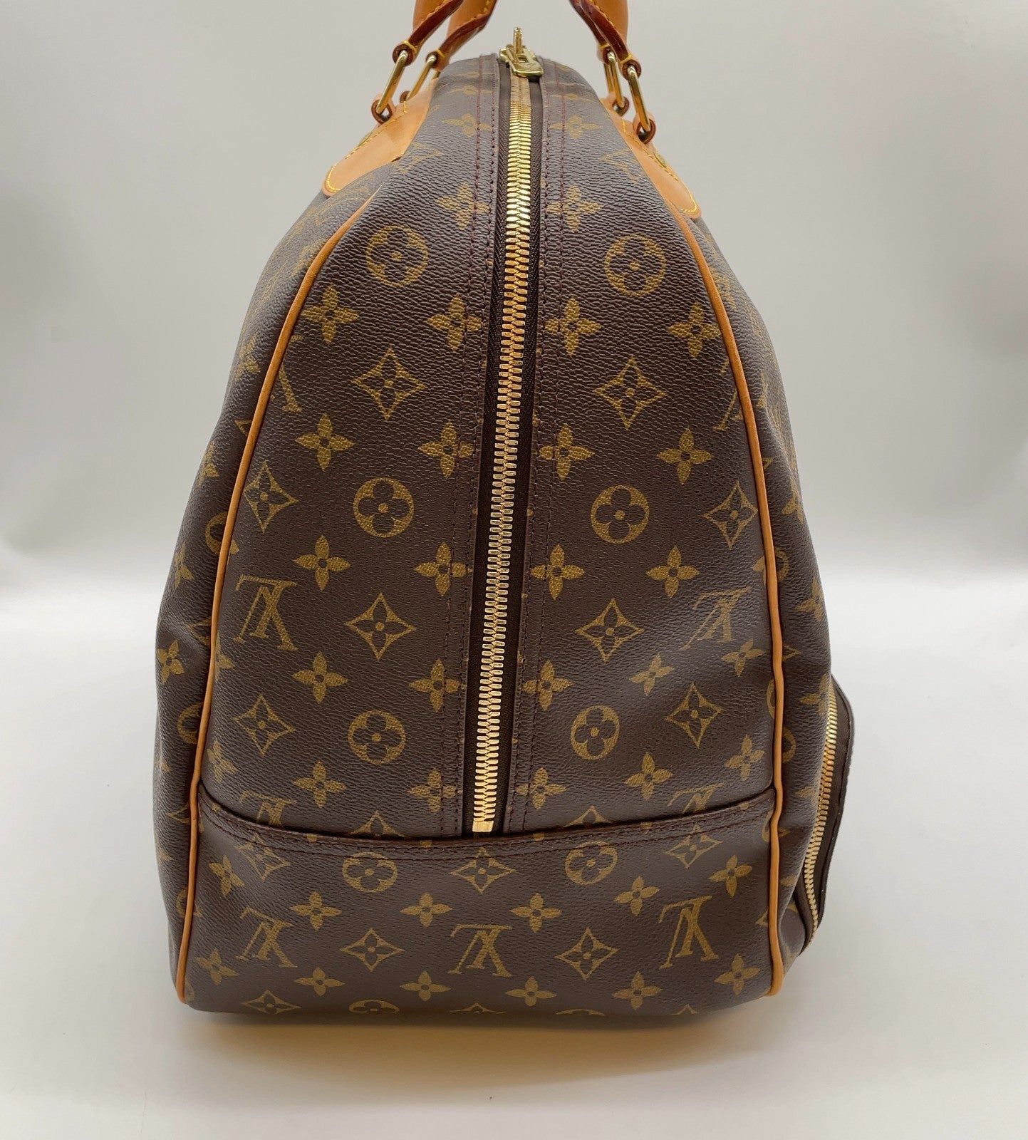 Louis Vuitton Evasion Travel Bag Monogram 3370