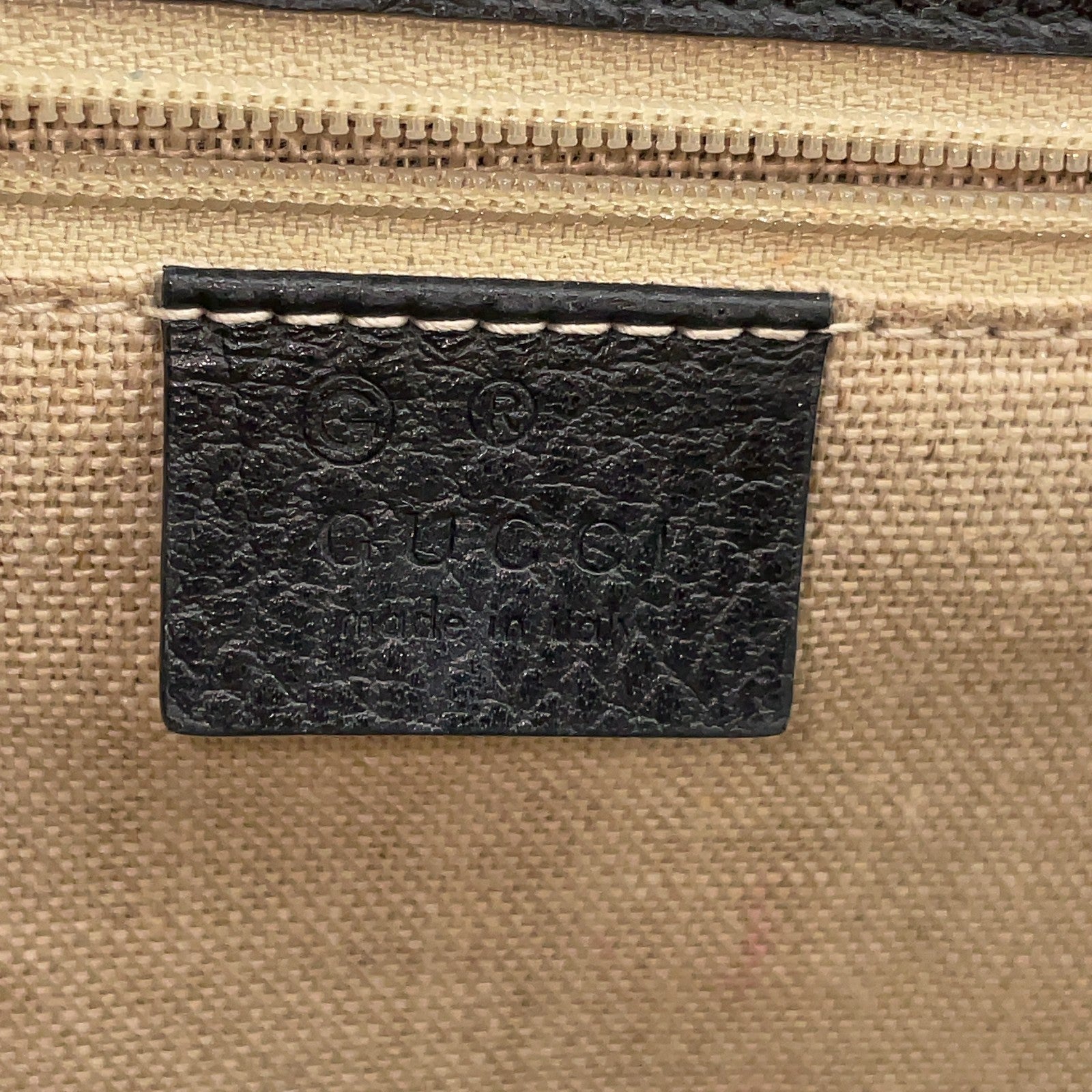 Gucci Interlocking G Chain Shoulder Bag Black Leather 3373