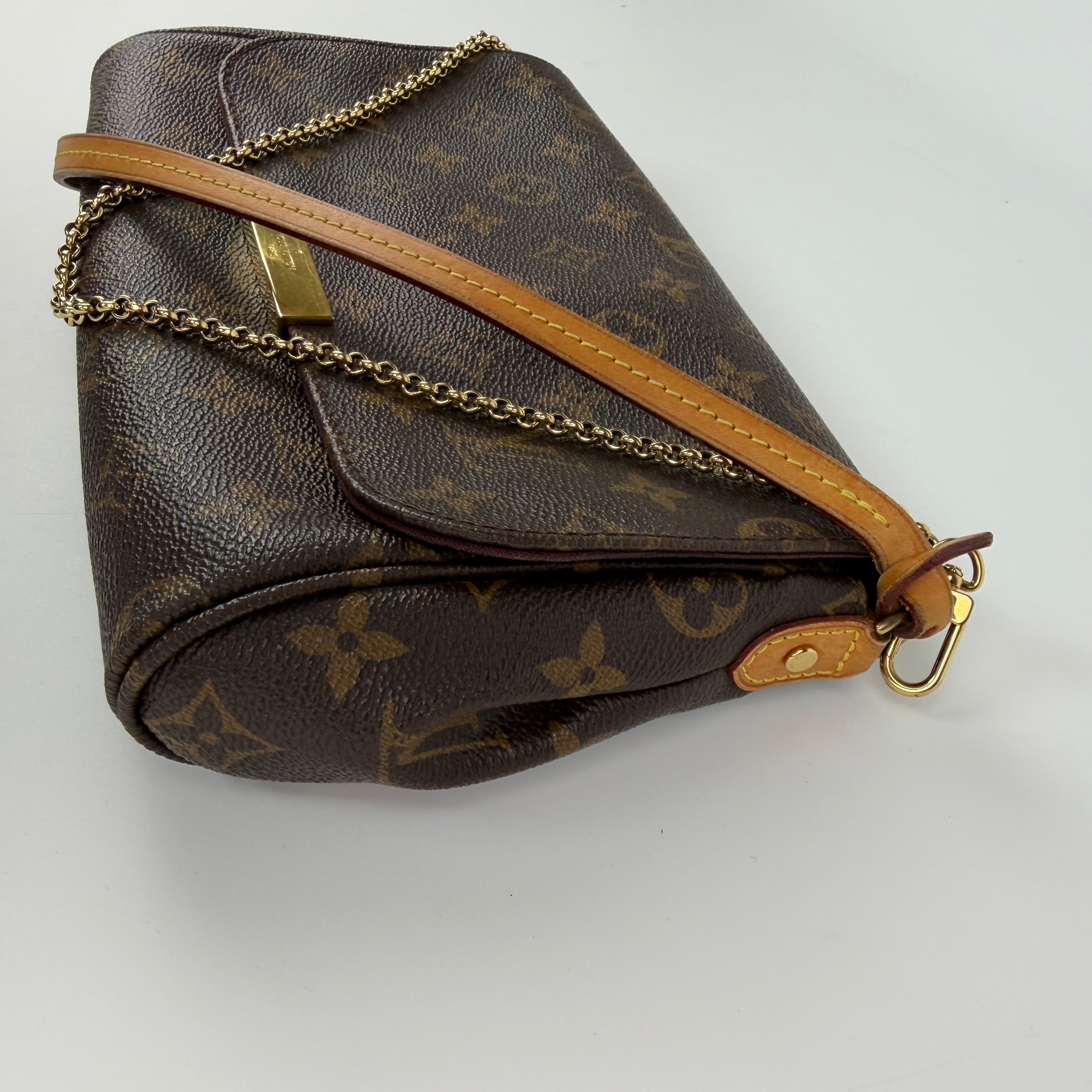 Louis Vuitton Favorite MM Monogram 3030