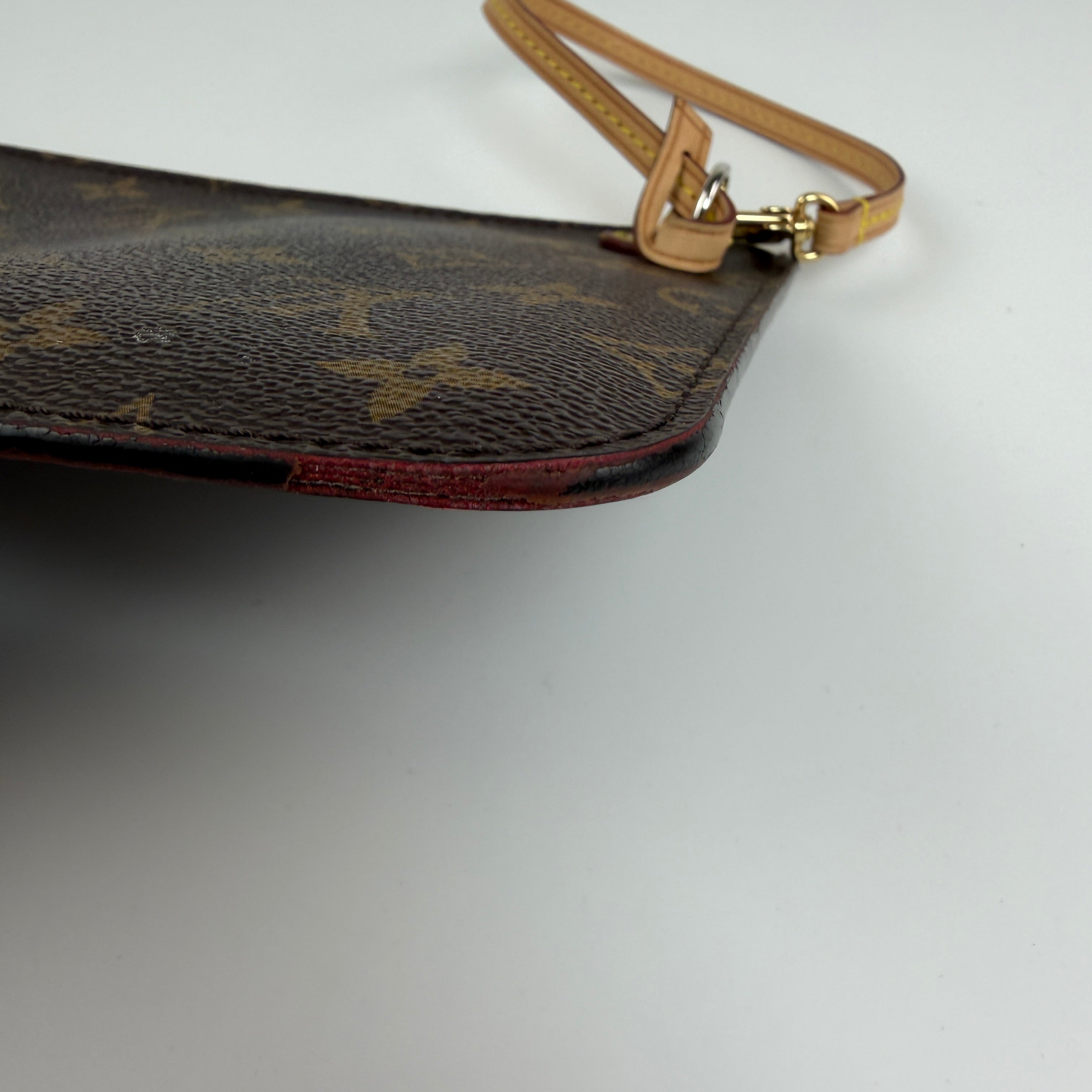 Louis Vuitton Neverfull Pouch 2461