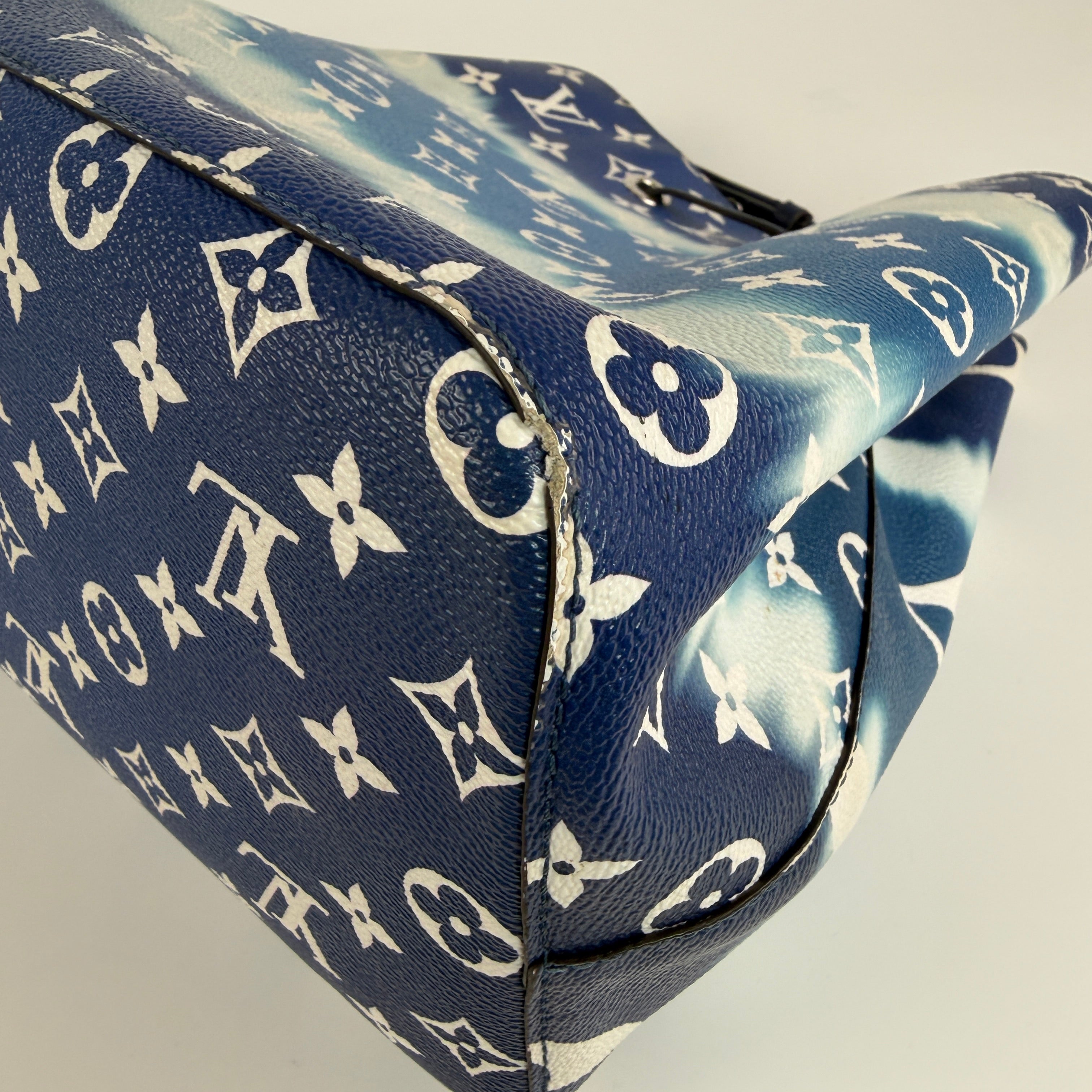 Louis Vuitton NeoNoe MM Blue Escale 3033