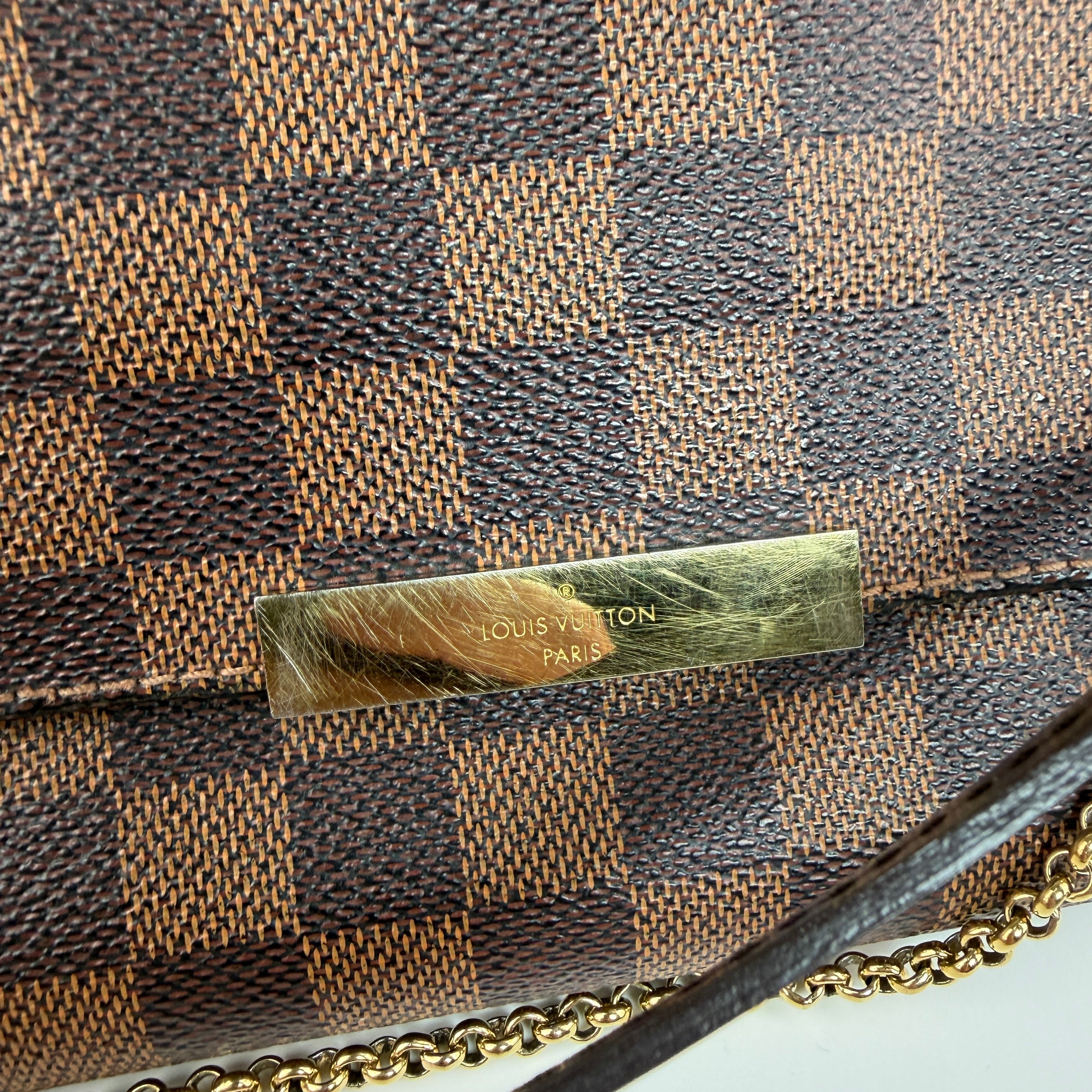 Louis Vuitton Favorite MM Damier Ebene 2387