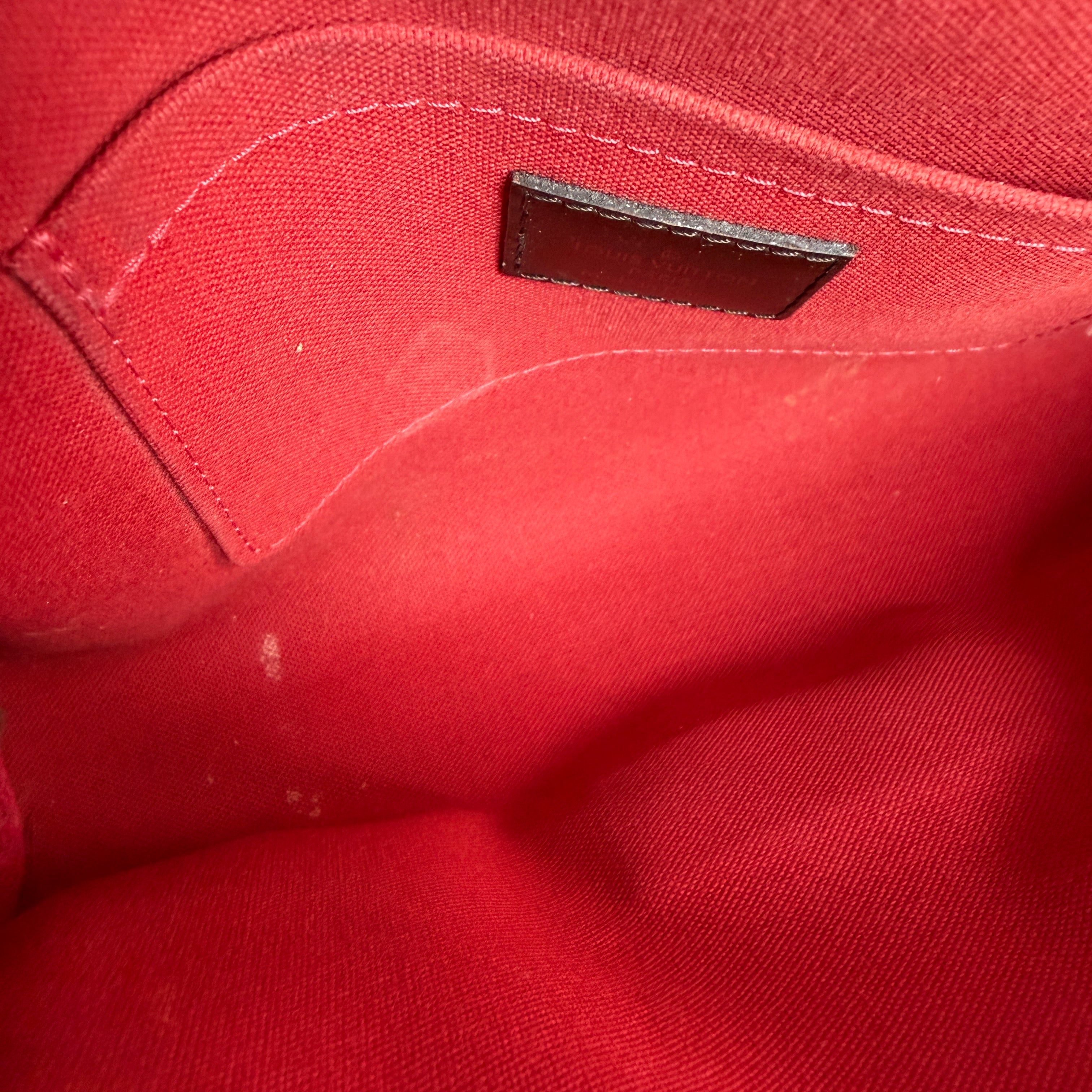 Louis Vuitton Favorite MM Damier Ebene 2387