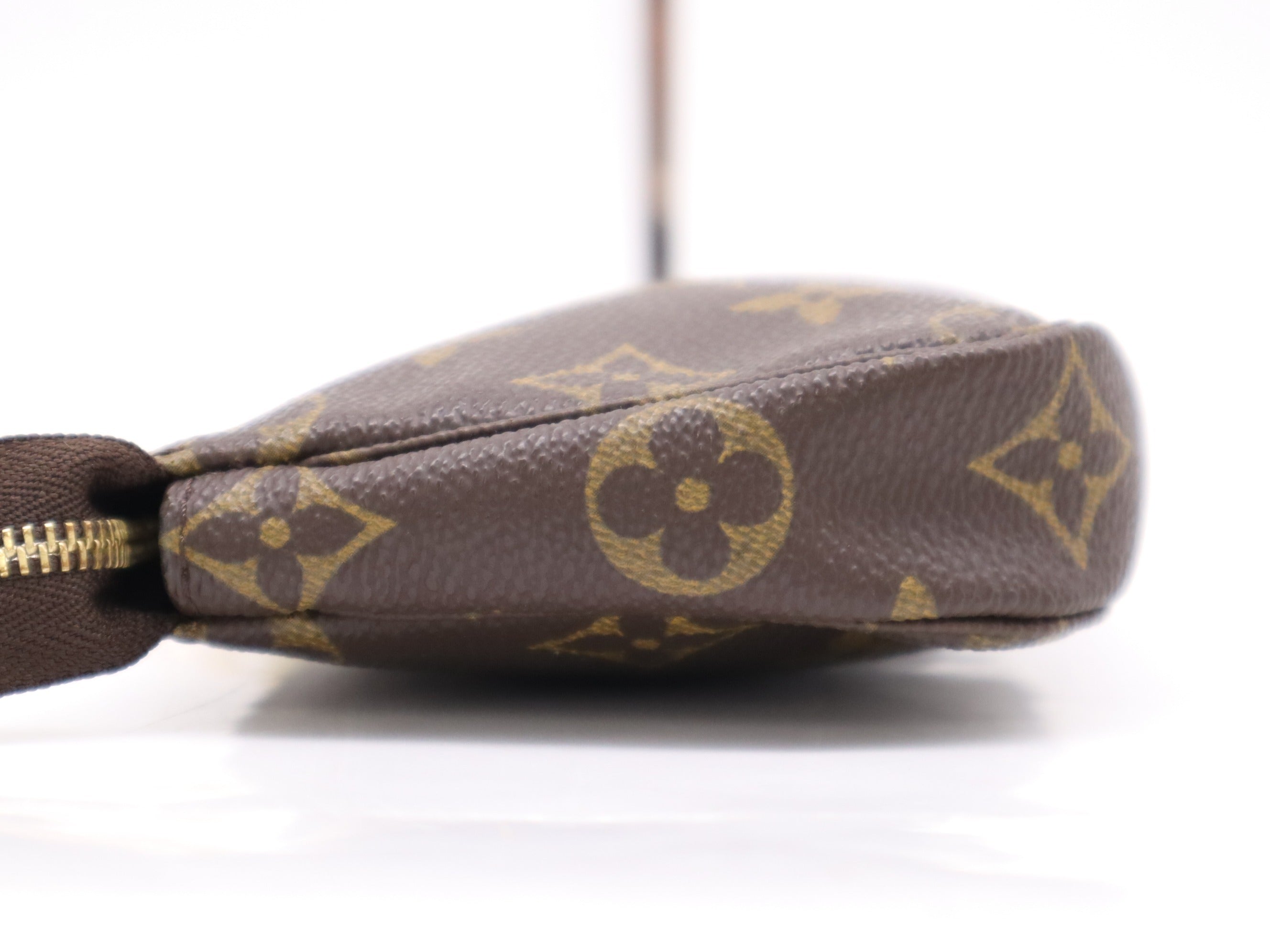 Louis Vuitton Pochette Accessories Monogram 2946