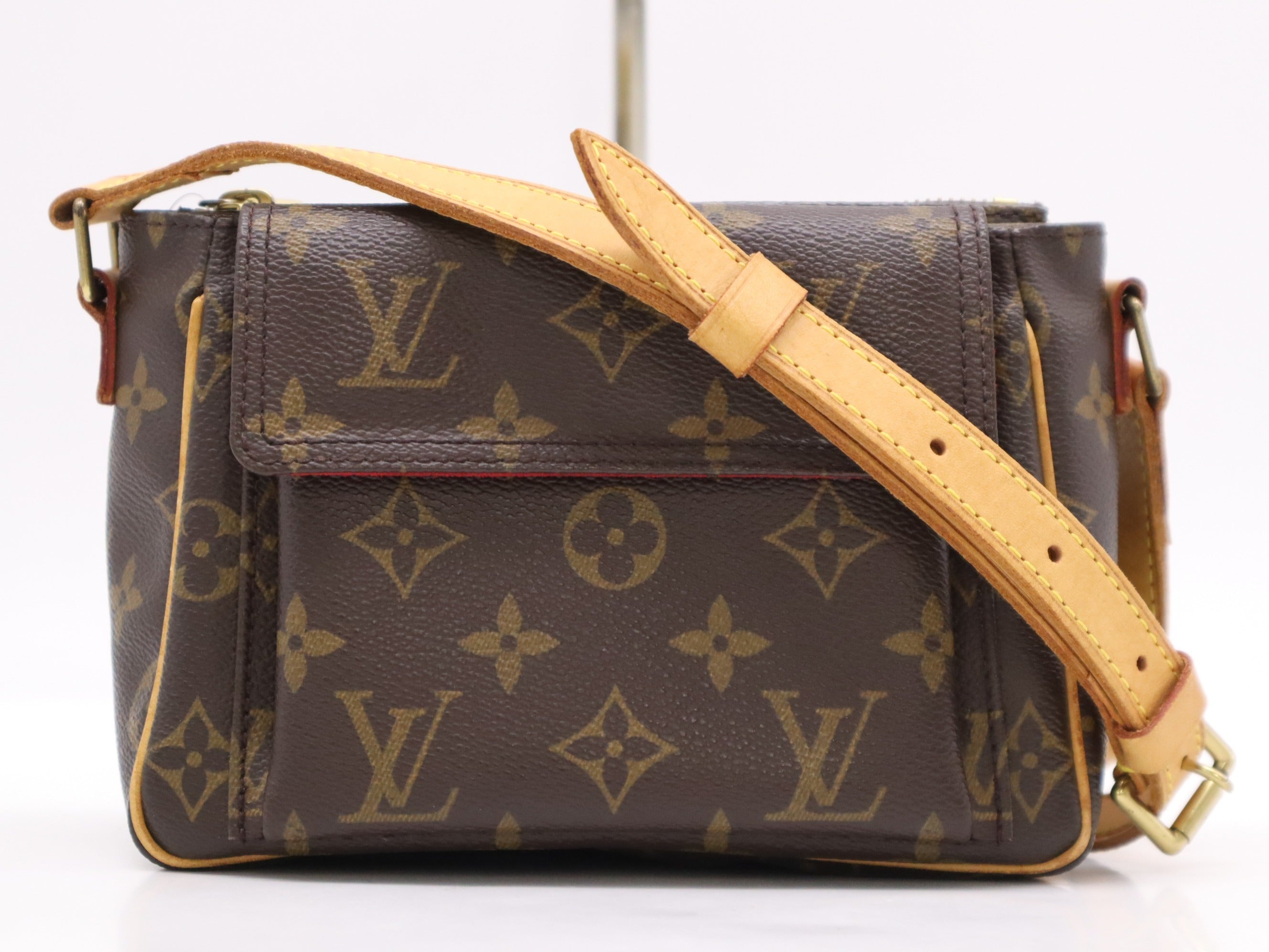 Louis Vuitton Viva Cite PM Crossbody Monogram 2930