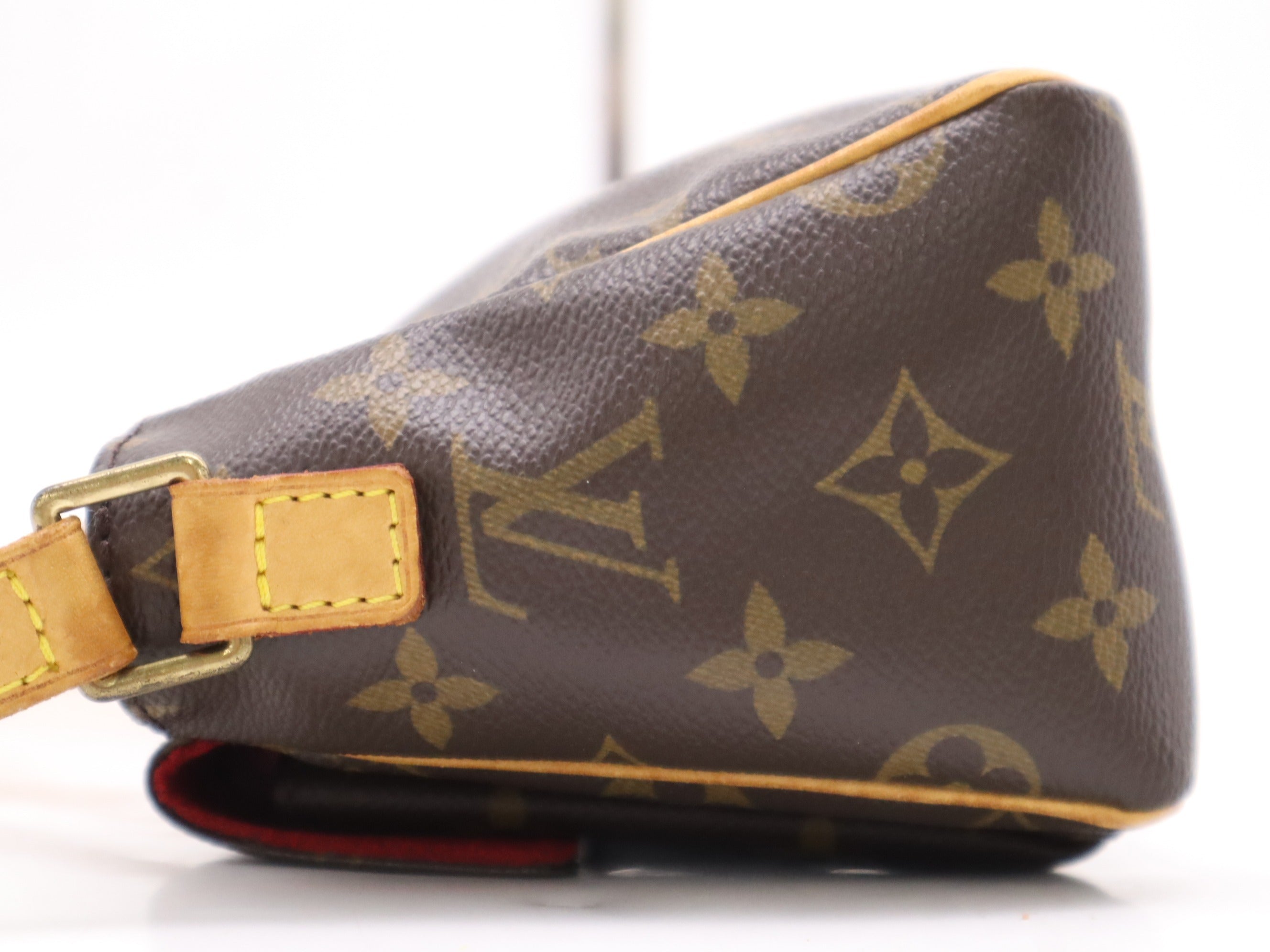 Louis Vuitton Viva Cite PM Crossbody Monogram 2930