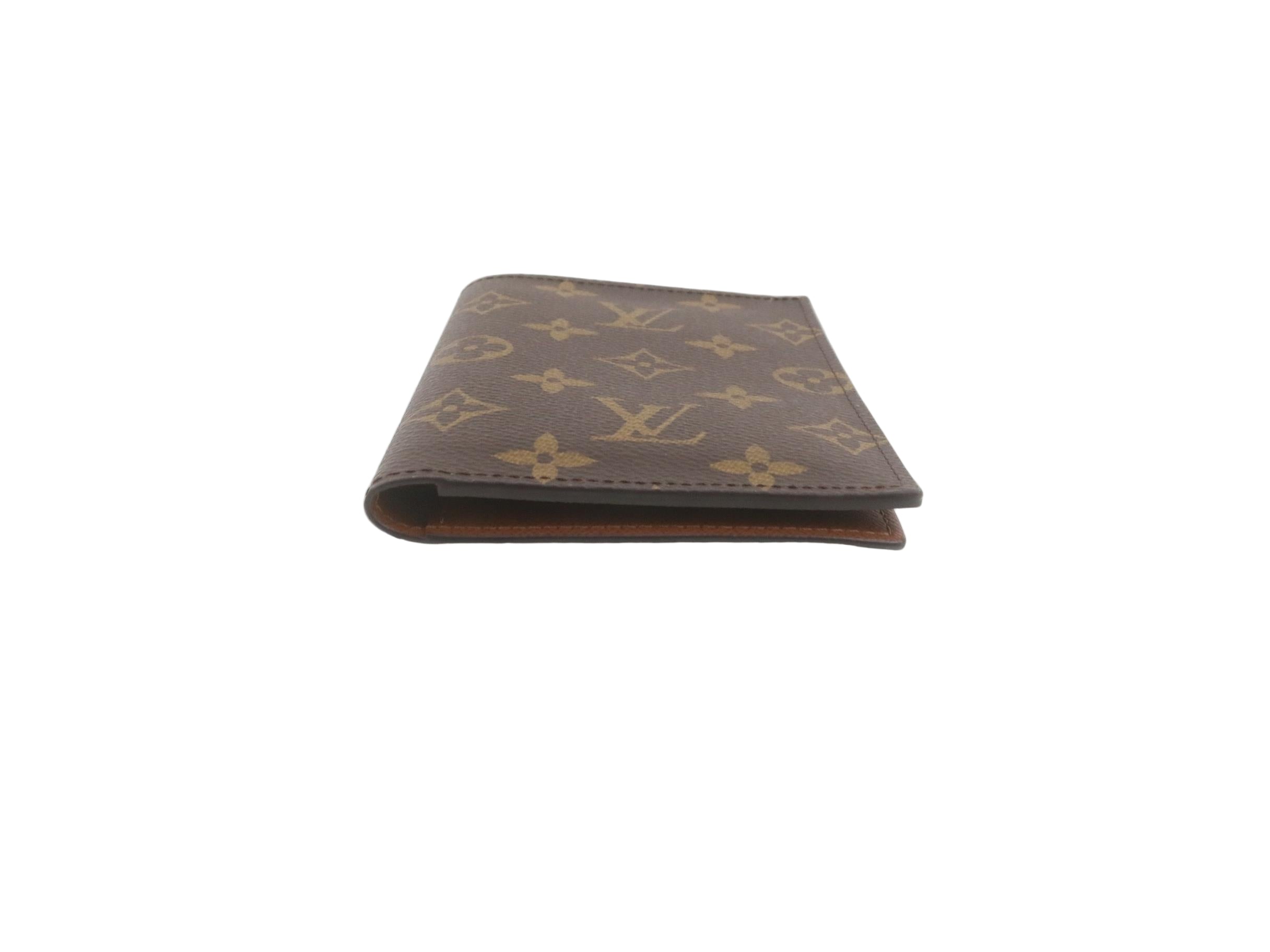 Louis Vuitton Couverture Passport Cover Monogram 2933